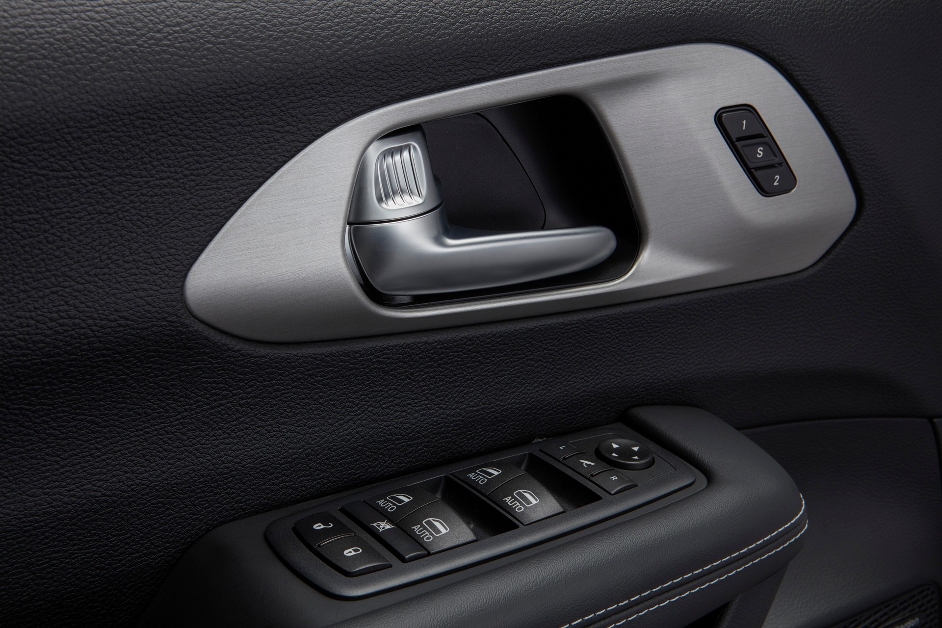 Facelifted 2021 Chrysler Pacifica Starts At $35,045