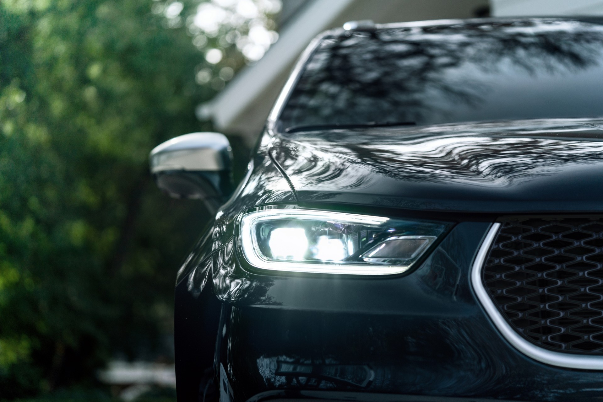 Facelifted 2021 Chrysler Pacifica Starts At $35,045