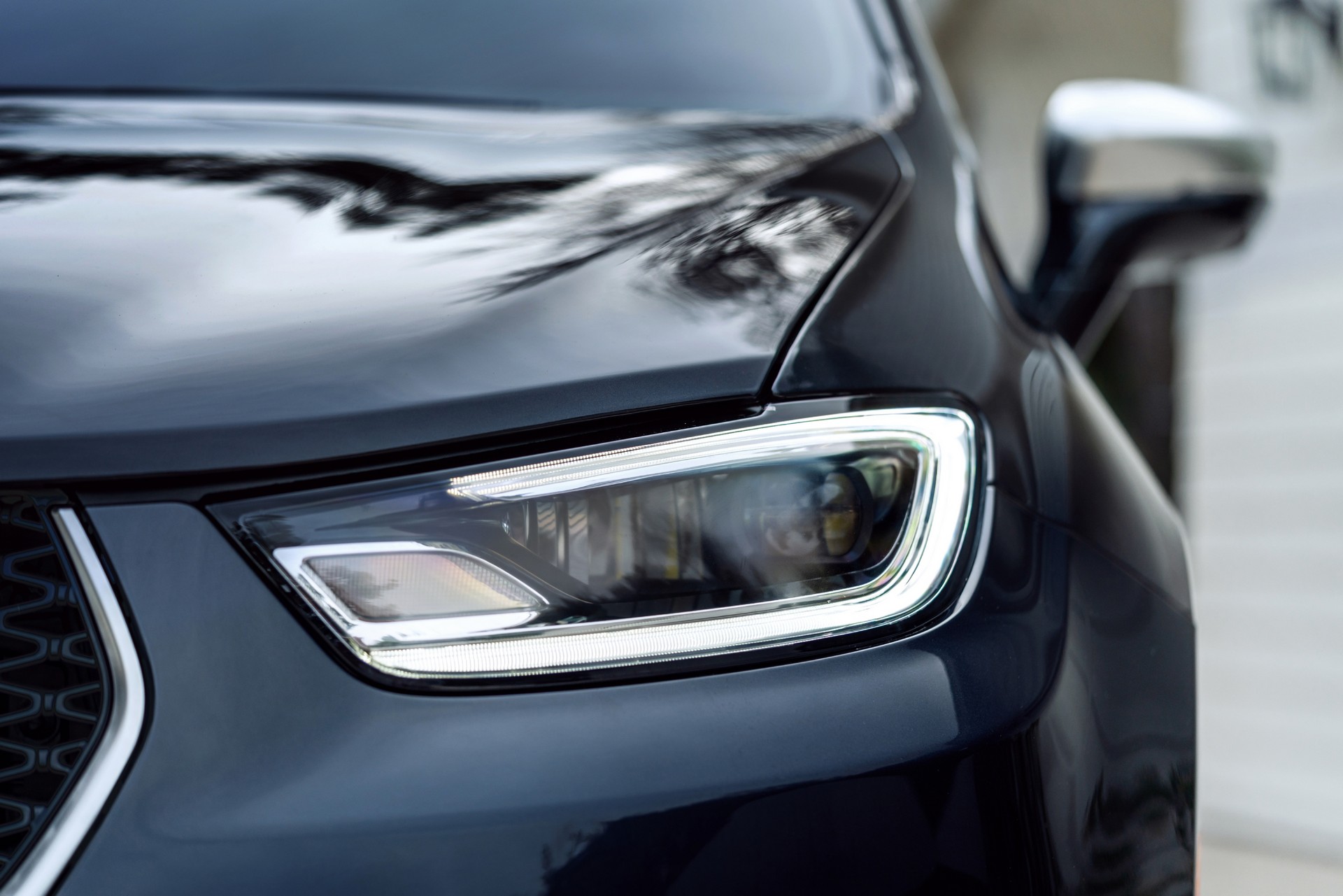 Facelifted 2021 Chrysler Pacifica Starts At $35,045