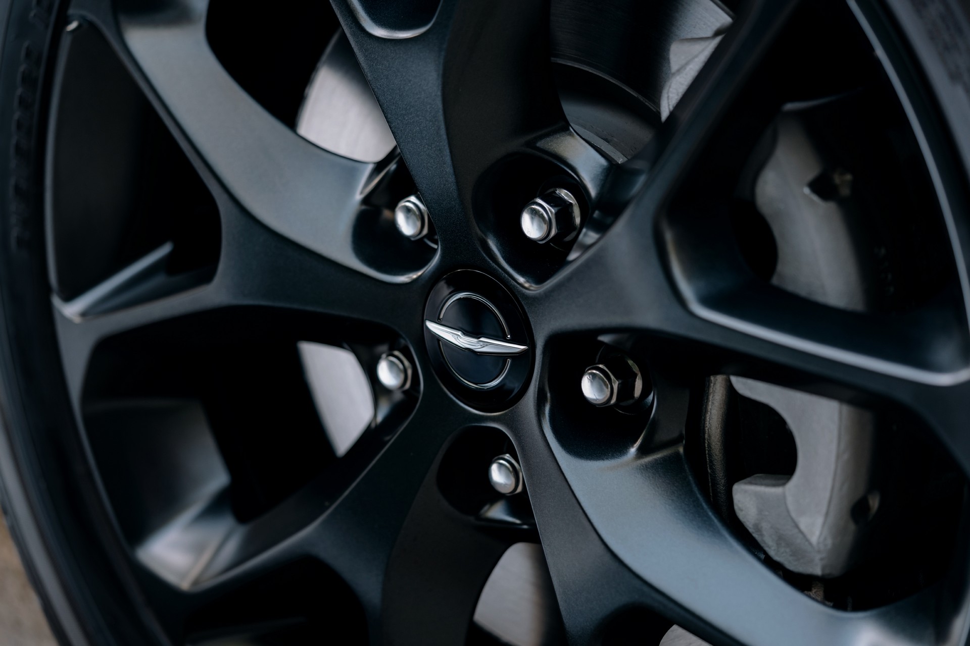 Facelifted 2021 Chrysler Pacifica Starts At $35,045