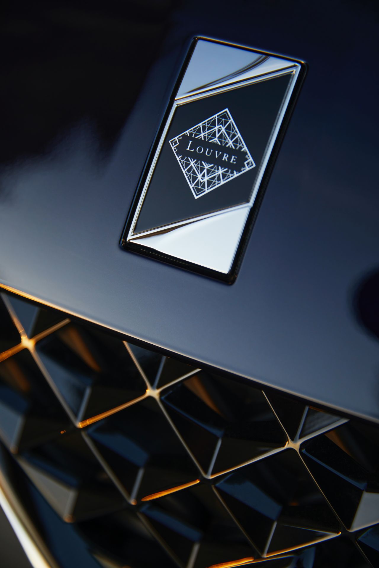 2021 DS 7 Crossback Louvre Edition Is Aimed At Art-Loving Premium SUV Buyers