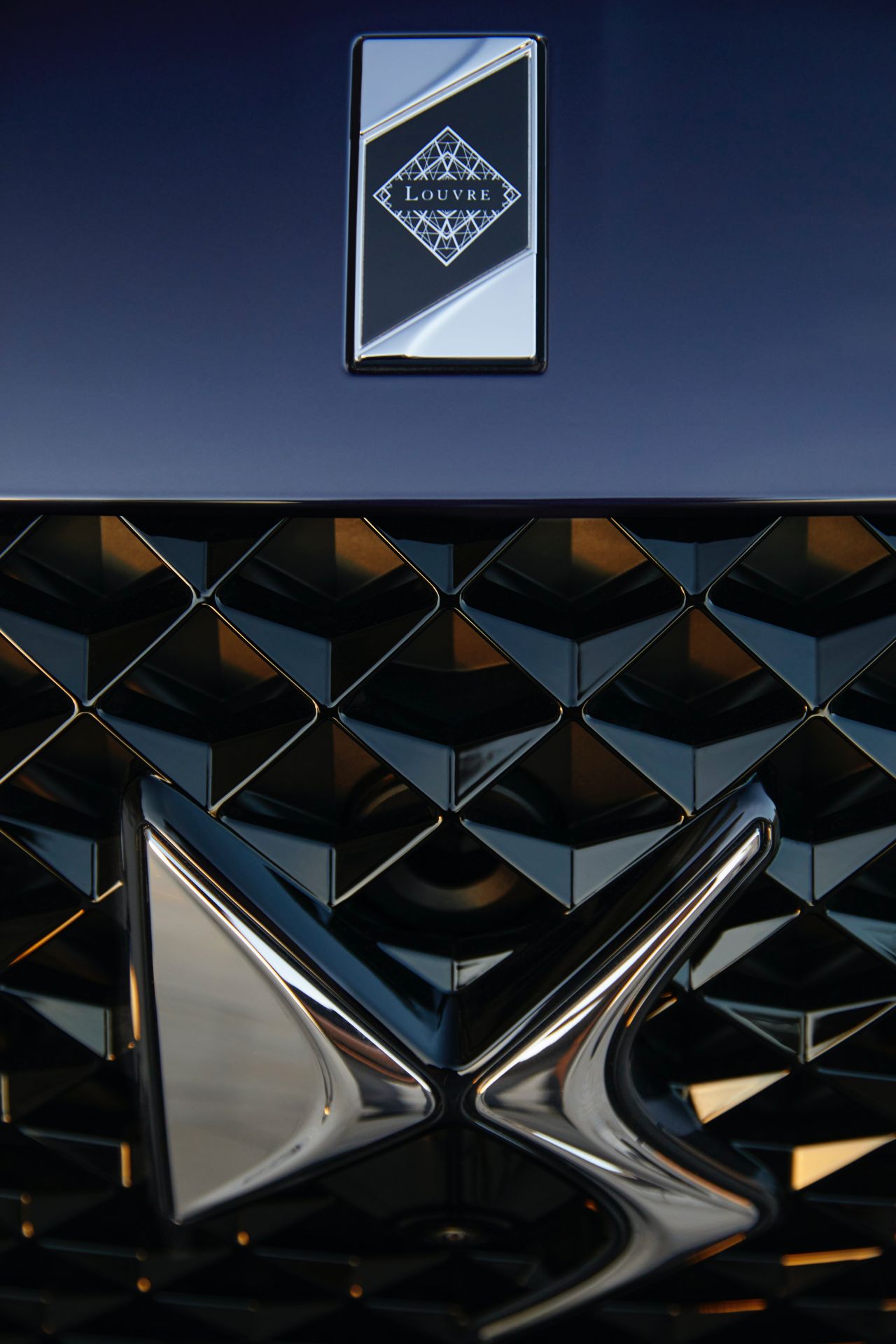 2021 DS 7 Crossback Louvre Edition Is Aimed At Art-Loving Premium SUV Buyers