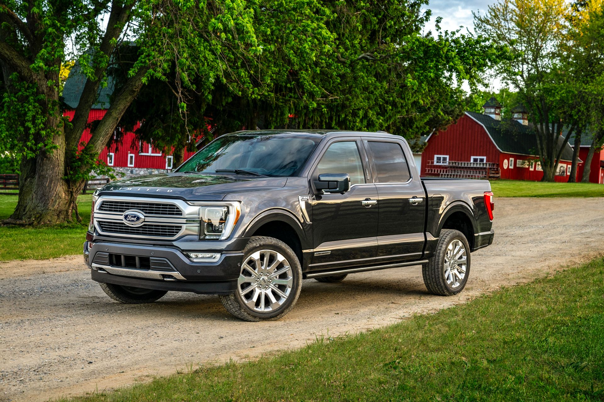 2021 Ford F-150 Offers Class-Leading Towing And Hauling Ratings, 430 HP Hybrid Model