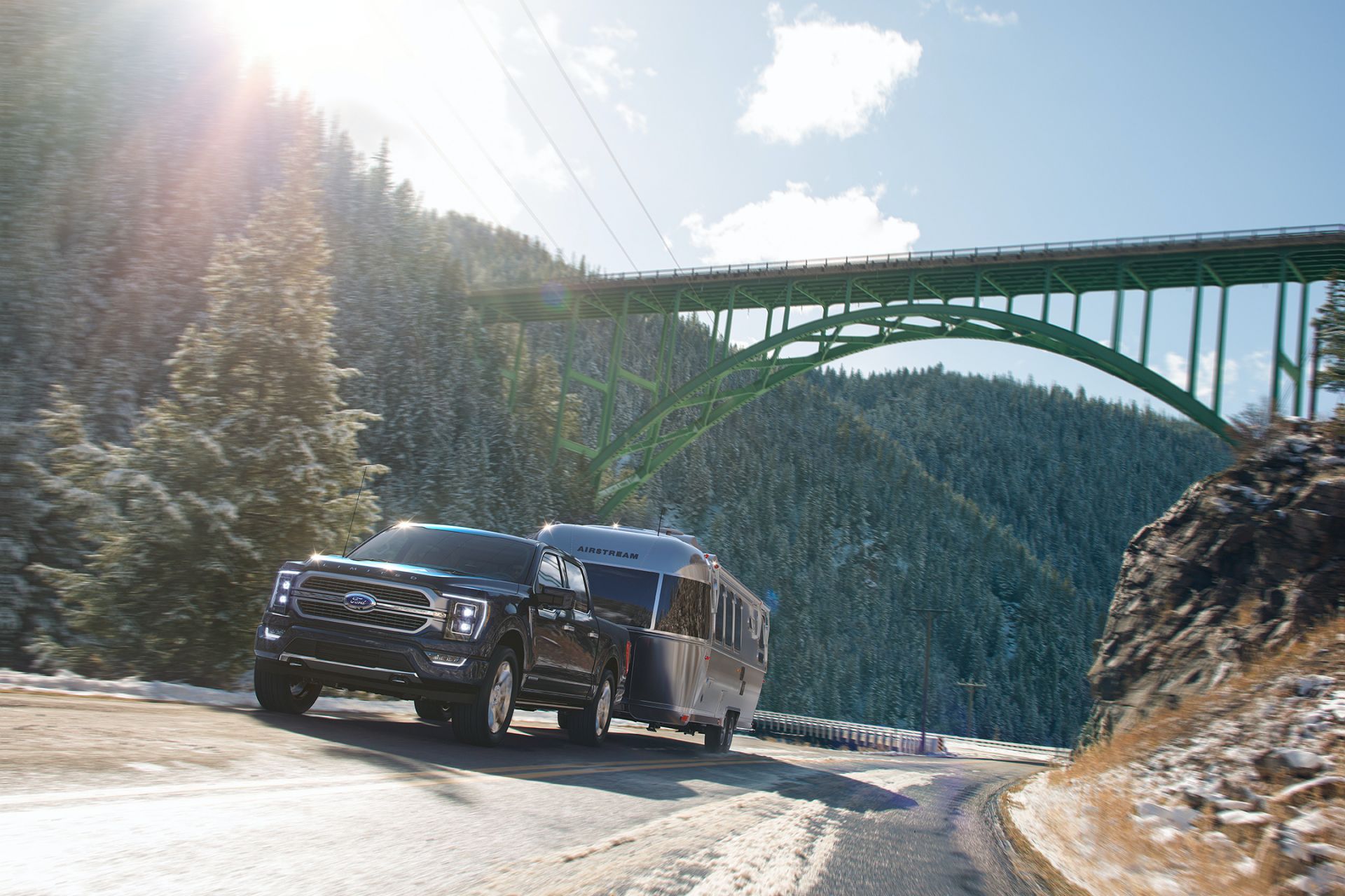 2021 Ford F-150 Offers Class-Leading Towing And Hauling Ratings, 430 HP Hybrid Model