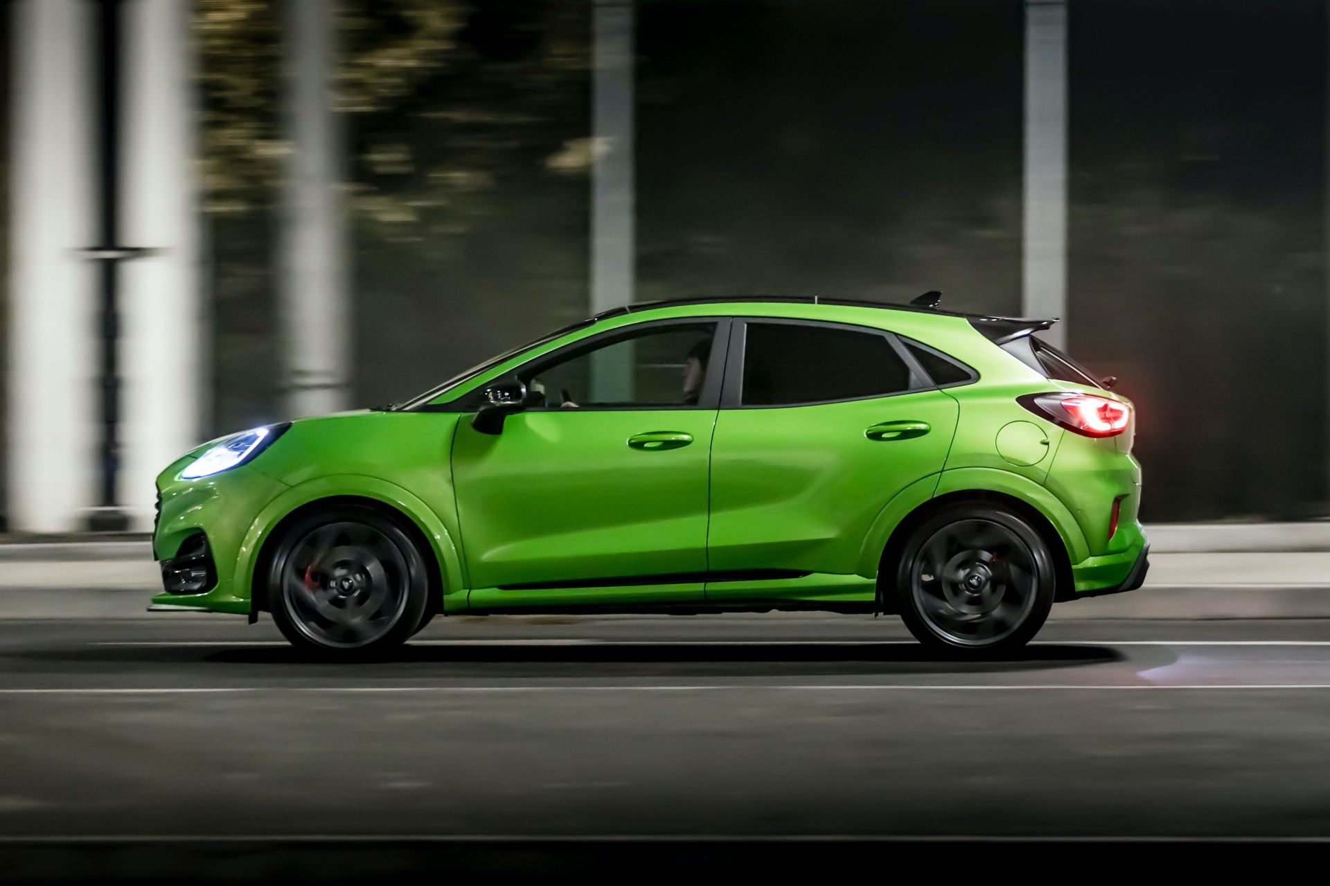 197 HP Ford Puma ST Breaks Cover, Does 0-62 MPH In 6.7 Seconds