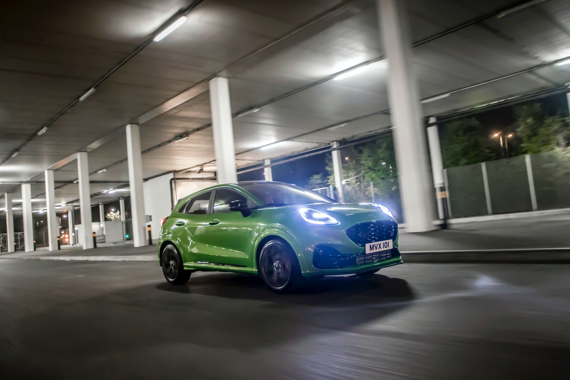 197 HP Ford Puma ST Breaks Cover, Does 0-62 MPH In 6.7 Seconds