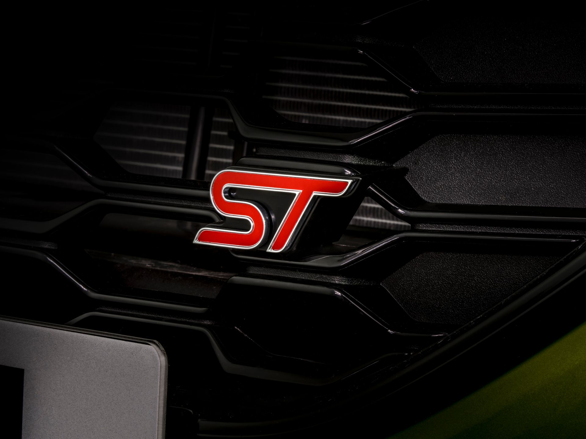 197 HP Ford Puma ST Breaks Cover, Does 0-62 MPH In 6.7 Seconds