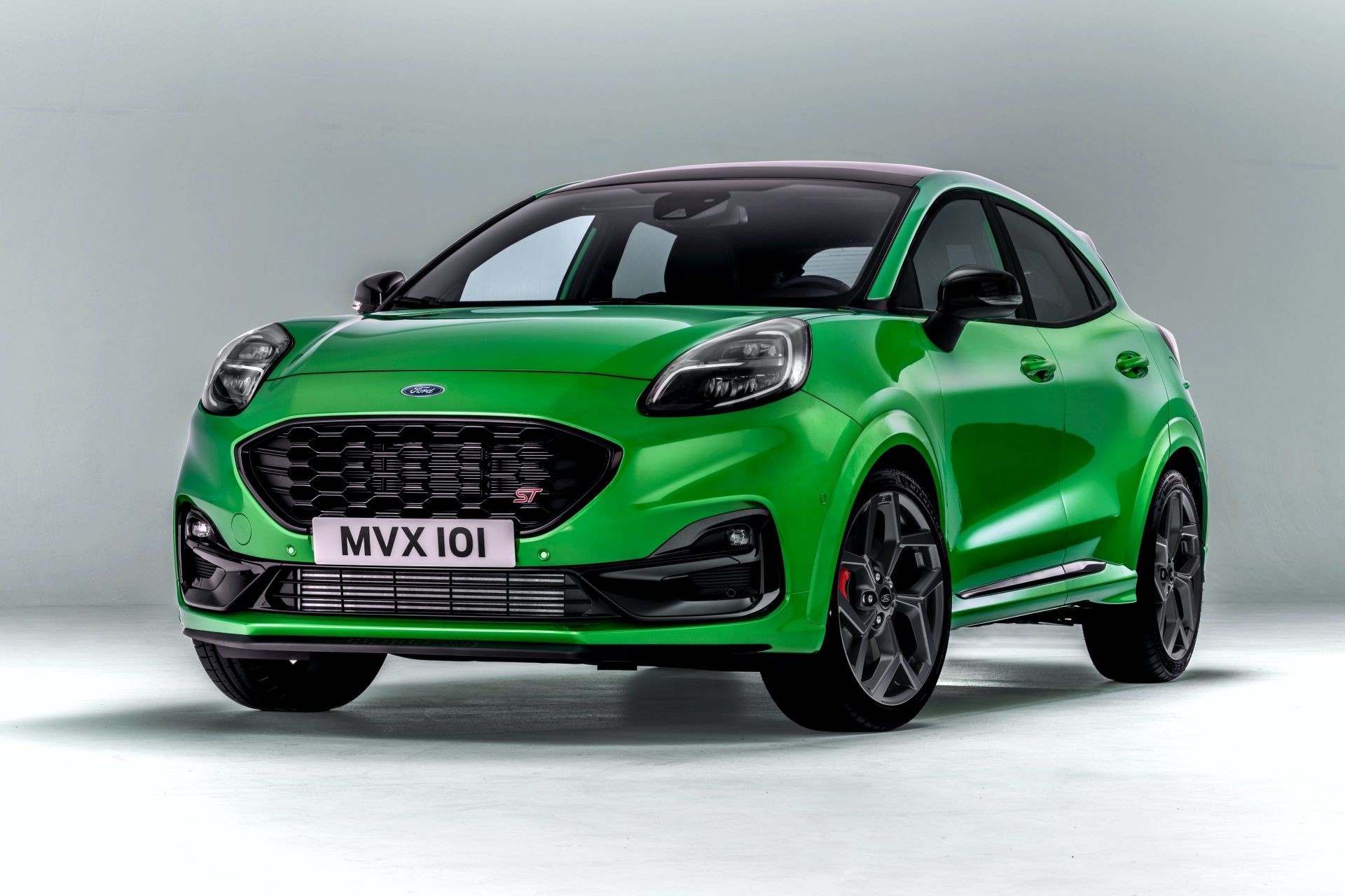 197 HP Ford Puma ST Breaks Cover, Does 0-62 MPH In 6.7 Seconds