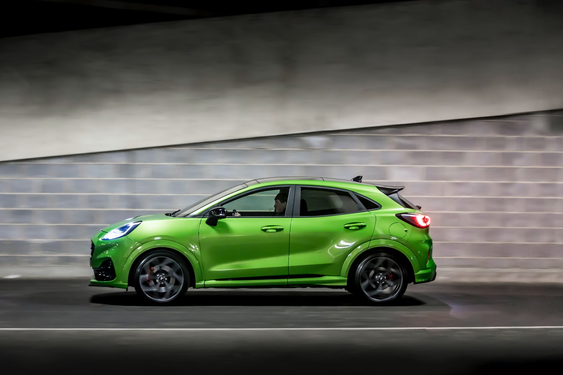 197 HP Ford Puma ST Breaks Cover, Does 0-62 MPH In 6.7 Seconds