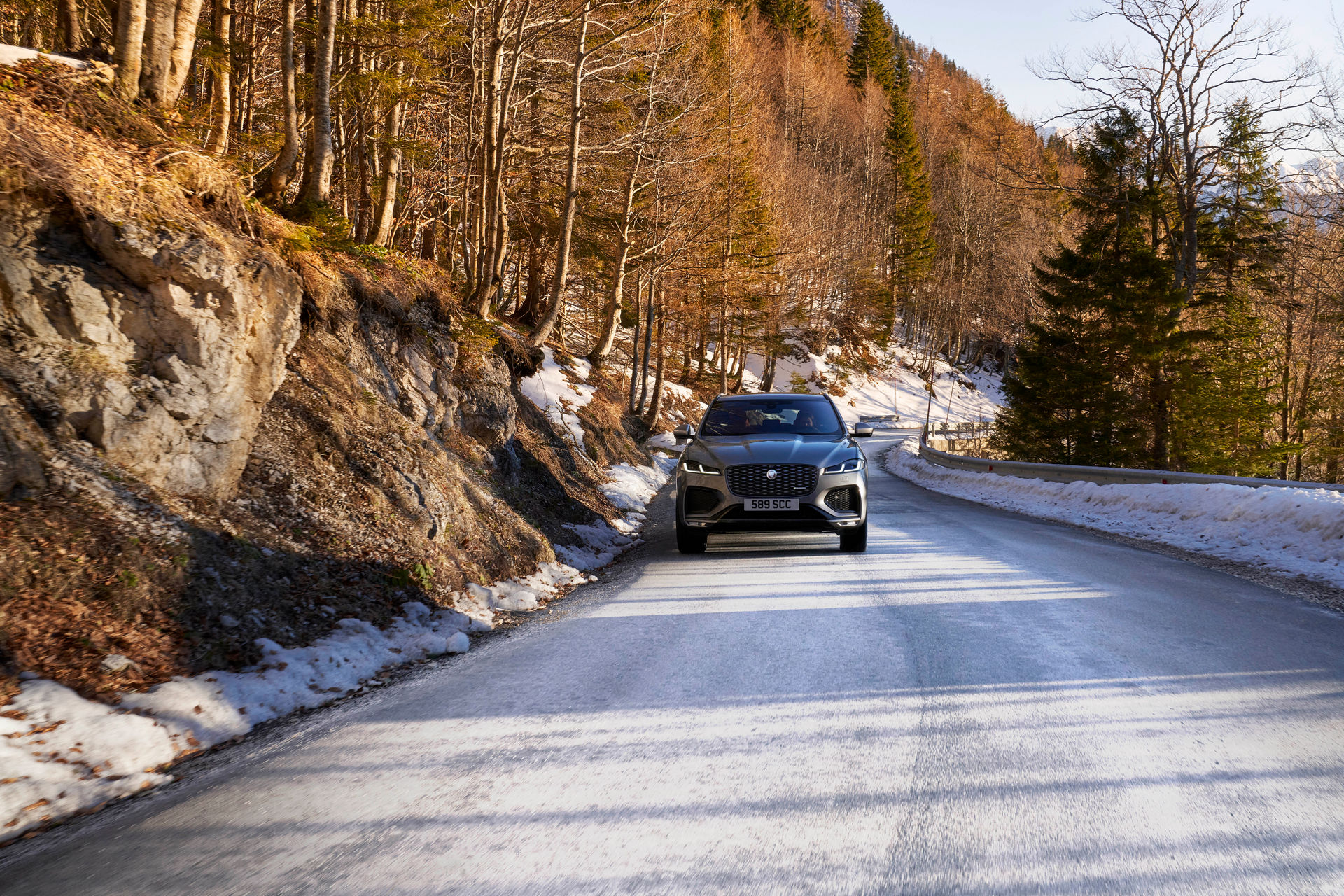 The 2021 Jaguar F-Pace Gets A Meaningful Nip And Tuck, Plus New Tech