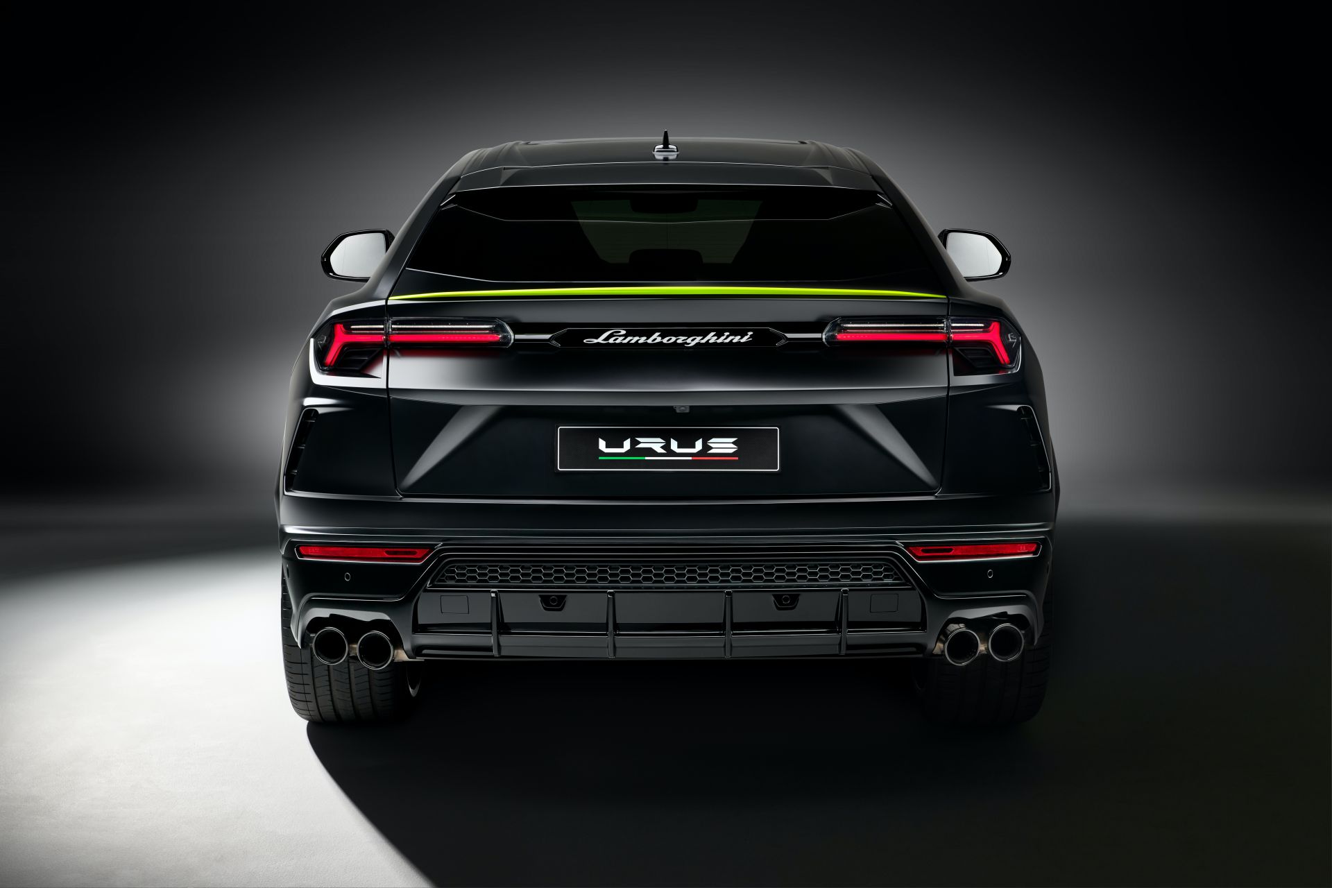 New Lamborghini Urus Graphite Capsule Looks Like A Tuner Build, But It’s An Official Package