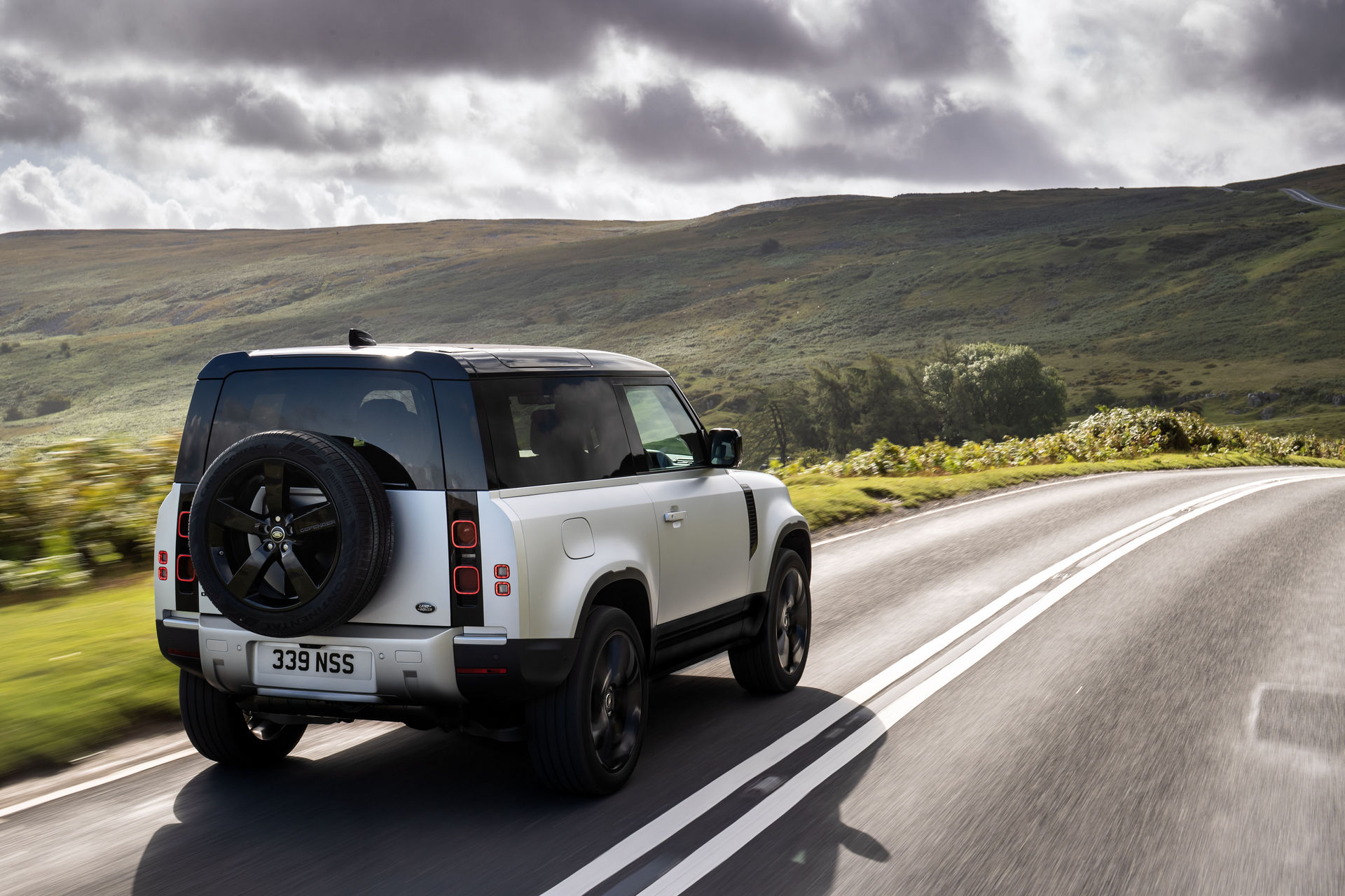 Land Rover Defender Gets New Plug-In Hybrid And Diesel Variants