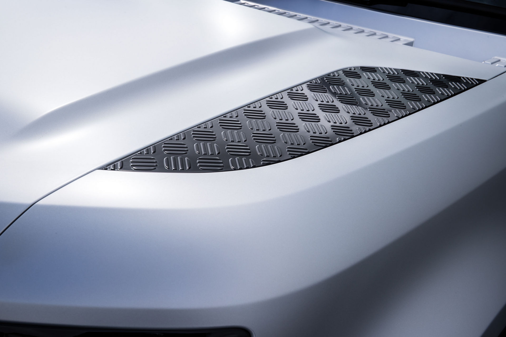 Land Rover Defender Gets New Plug-In Hybrid And Diesel Variants