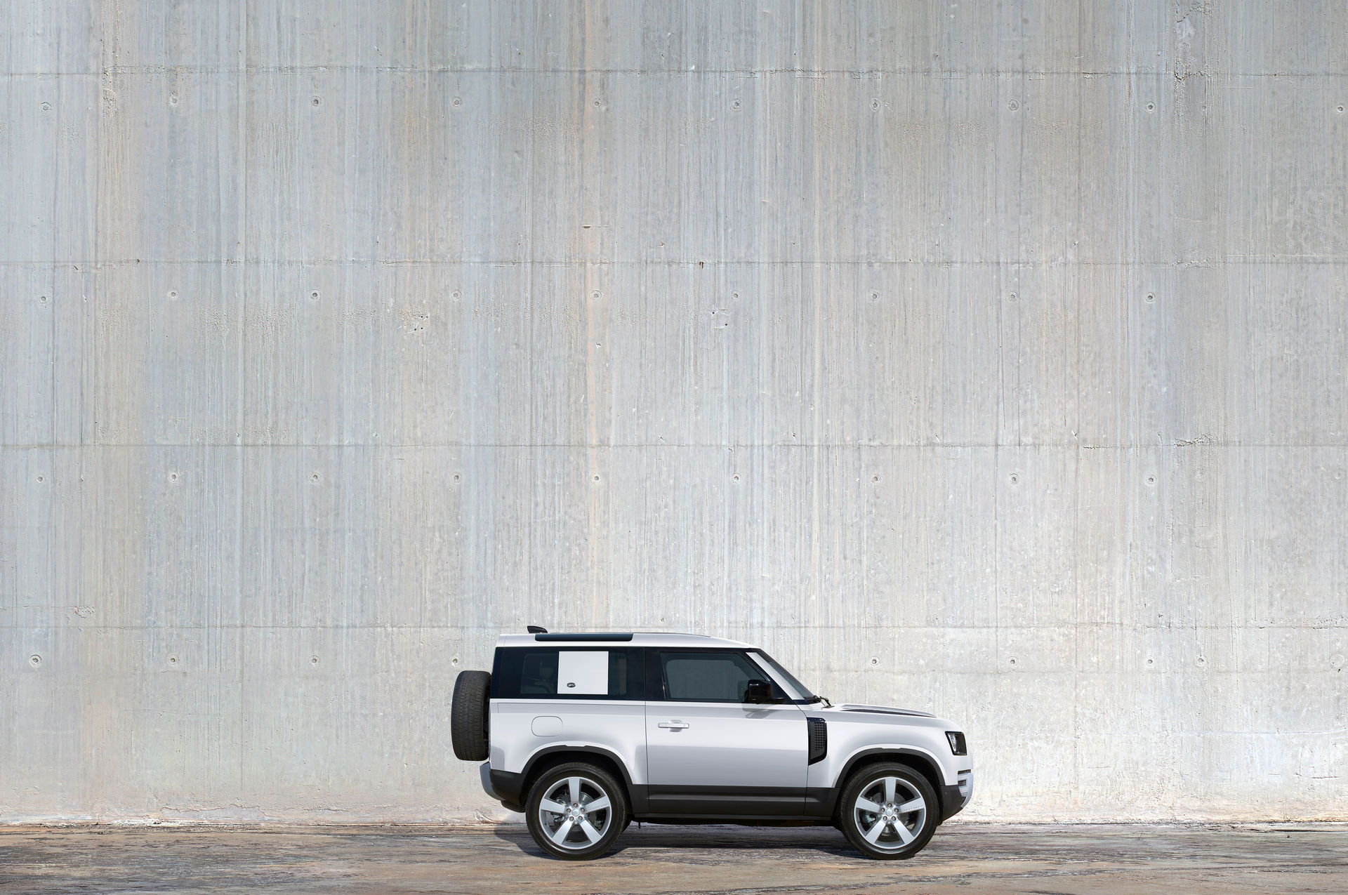 Land Rover Defender Gets New Plug-In Hybrid And Diesel Variants