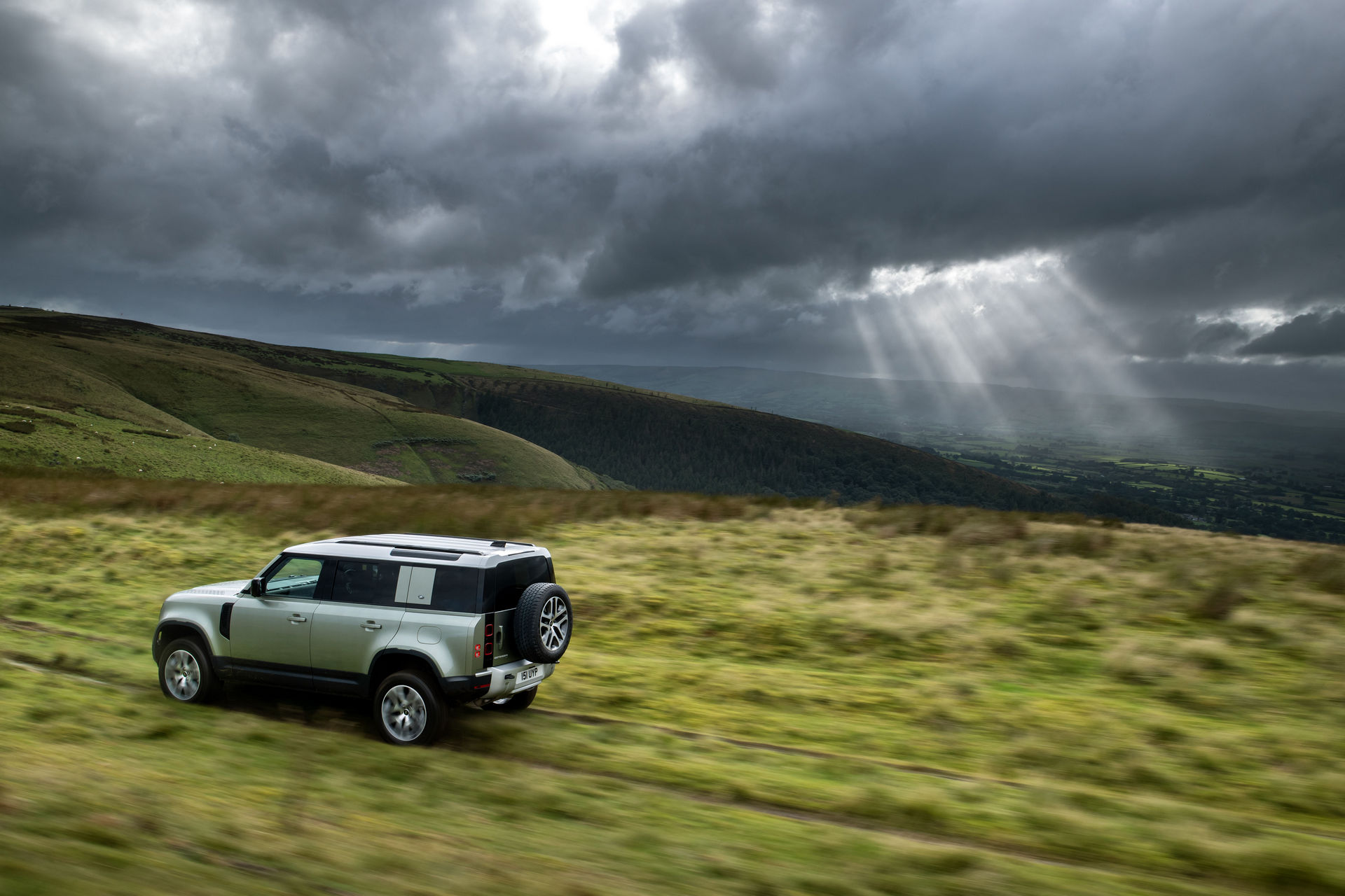 Land Rover Defender Gets New Plug-In Hybrid And Diesel Variants