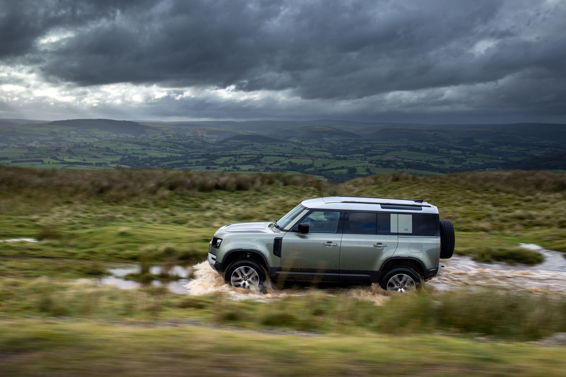 Land Rover Defender Gets New Plug-In Hybrid And Diesel Variants
