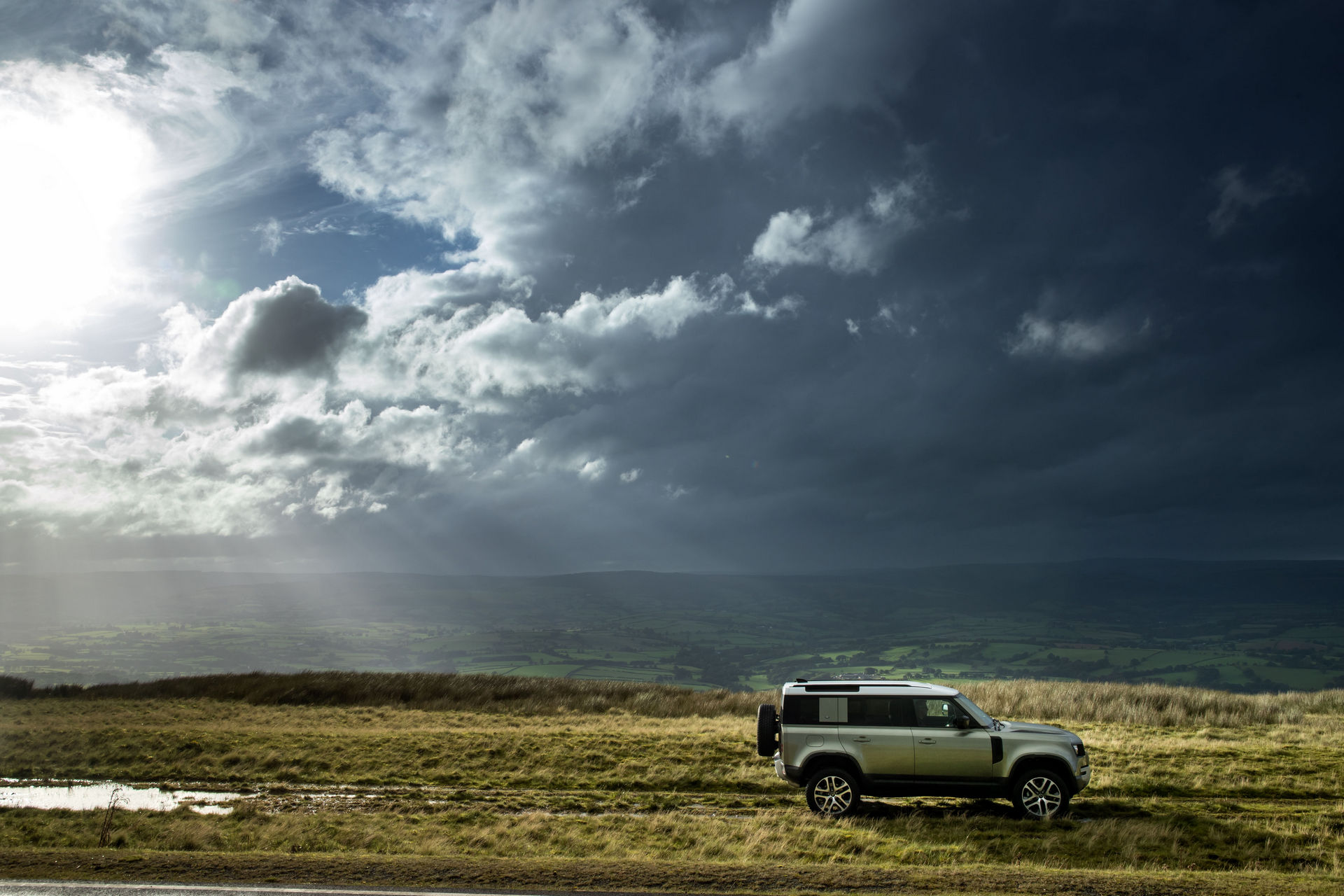 Land Rover Defender Gets New Plug-In Hybrid And Diesel Variants