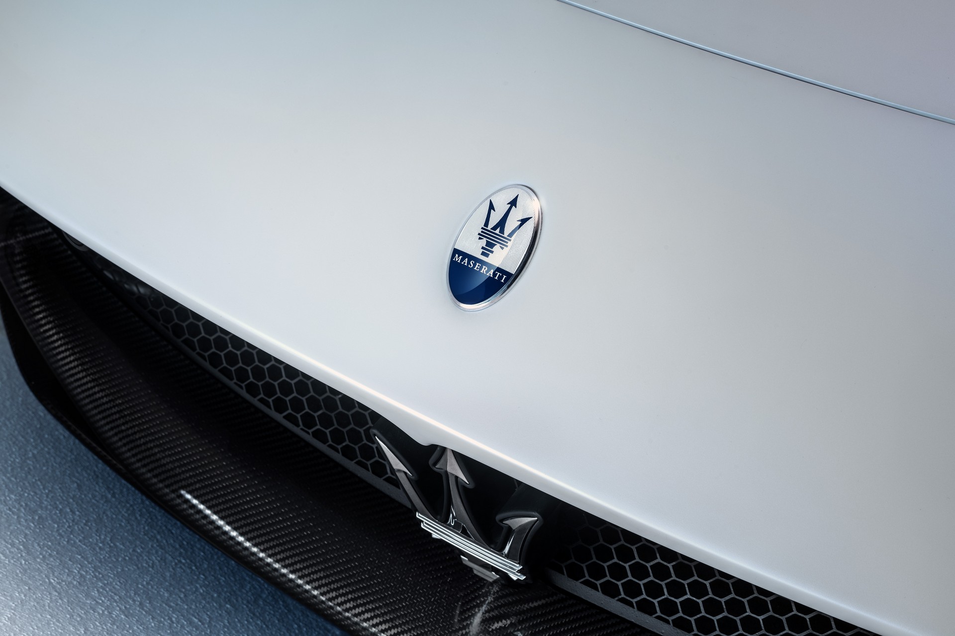 Maserati MC20 Debuts With 621 HP Twin-Turbo V6 And EV Option, Starts At $210,000