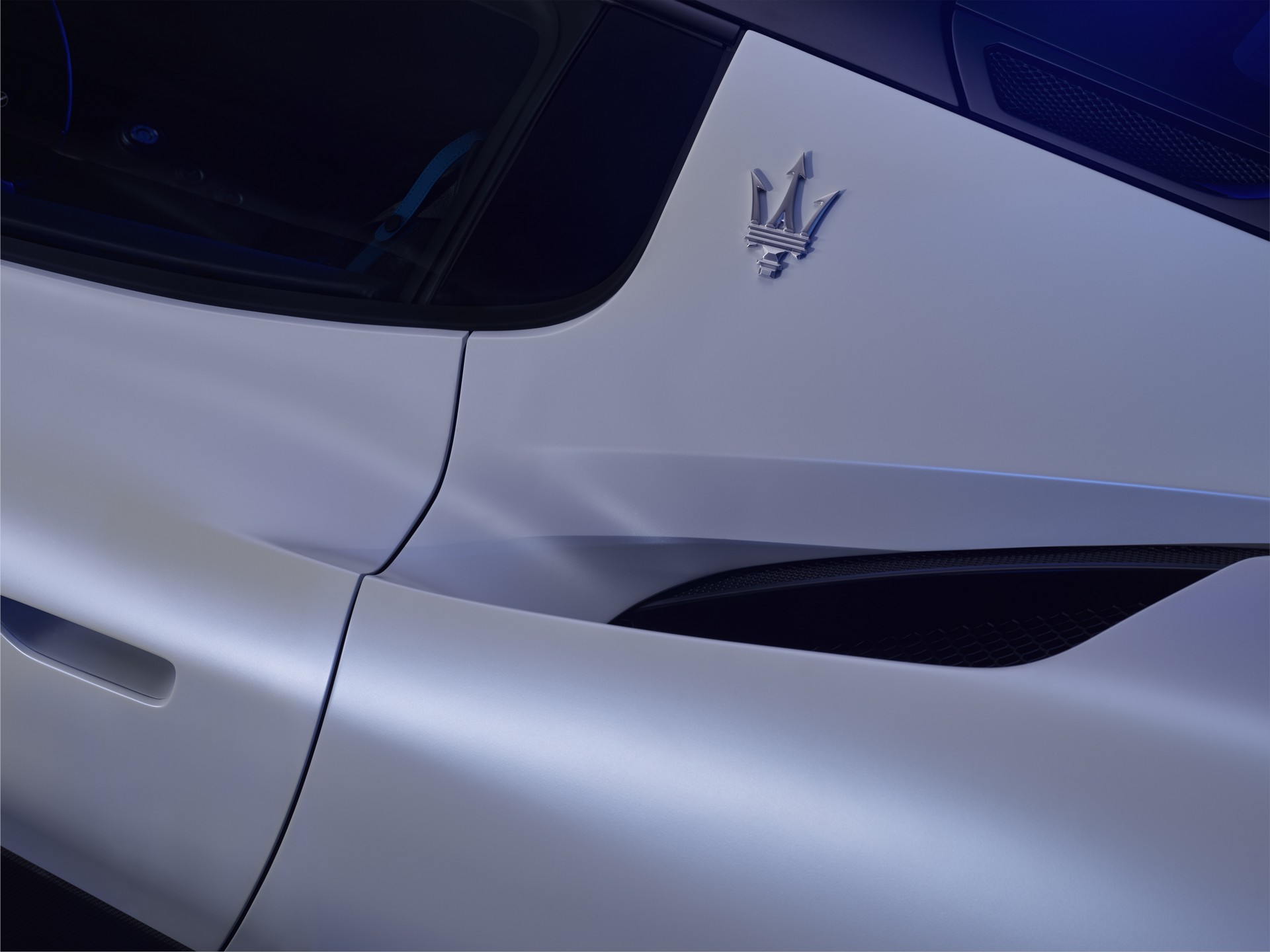 Maserati MC20 Debuts With 621 HP Twin-Turbo V6 And EV Option, Starts At $210,000
