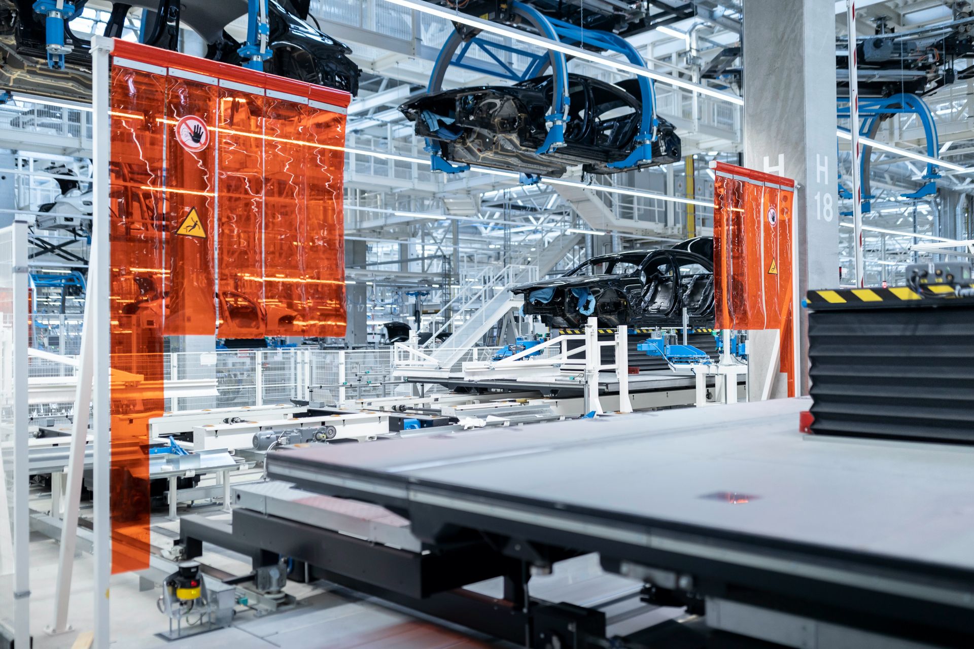 2021 Mercedes S-Class Already In Production At State Of The Art ‘Factory 56’