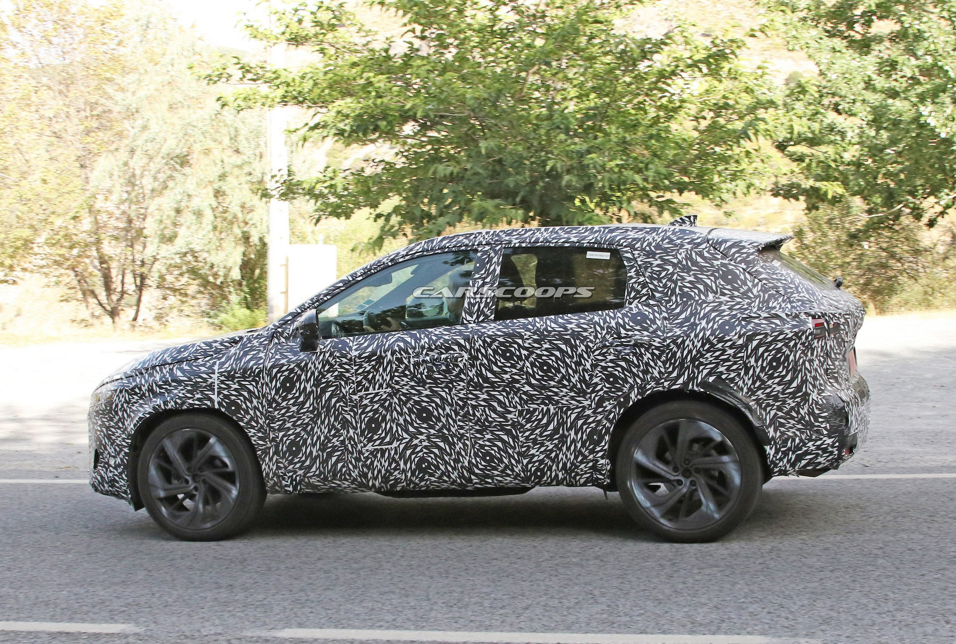 New Nissan Qashqai / Rogue Sport Spied Inside And Out, Will Feature A Digital Instrument Cluster