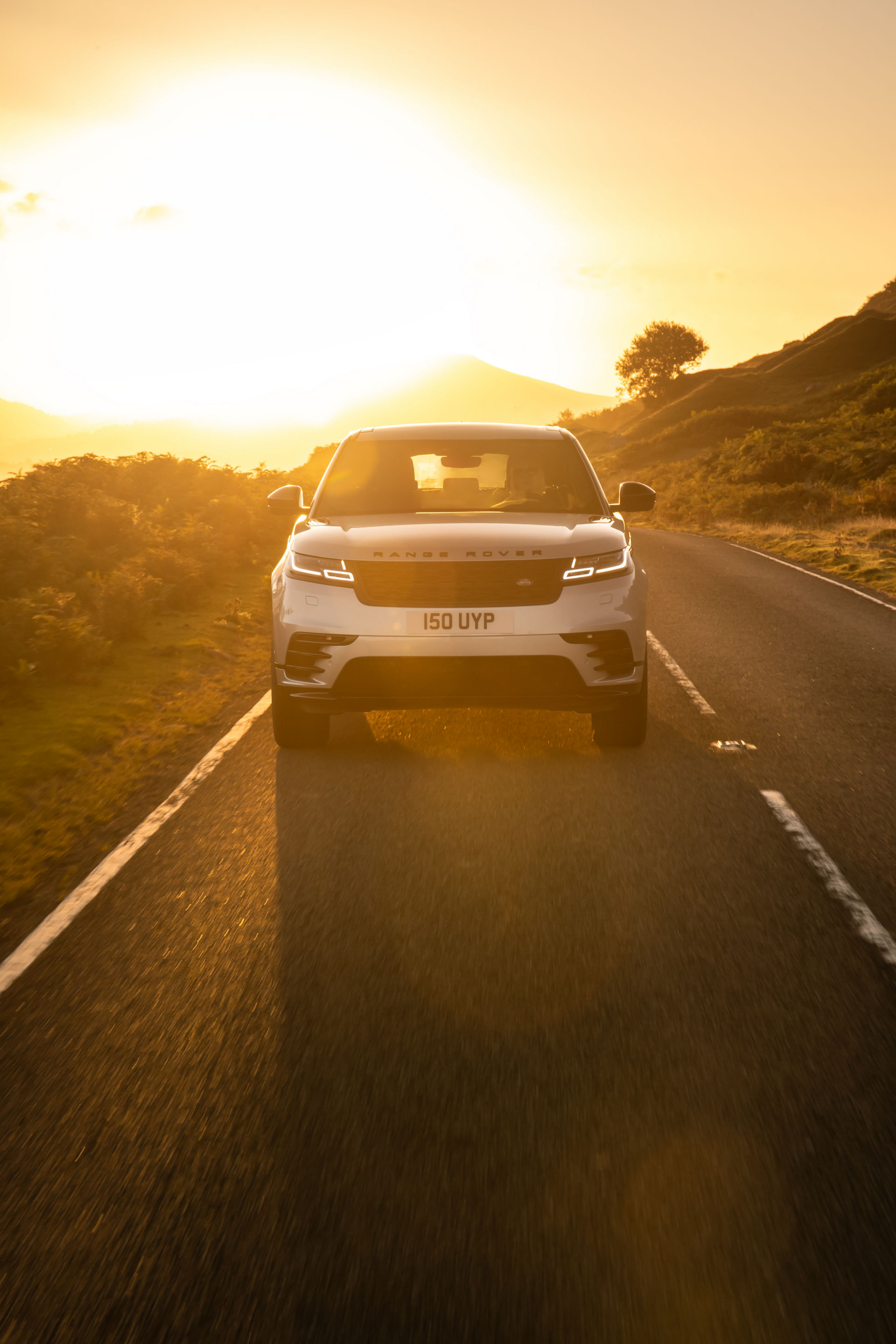 2021 Range Rover Velar Gets Updated Engines, New Plug-In Hybrid Variant