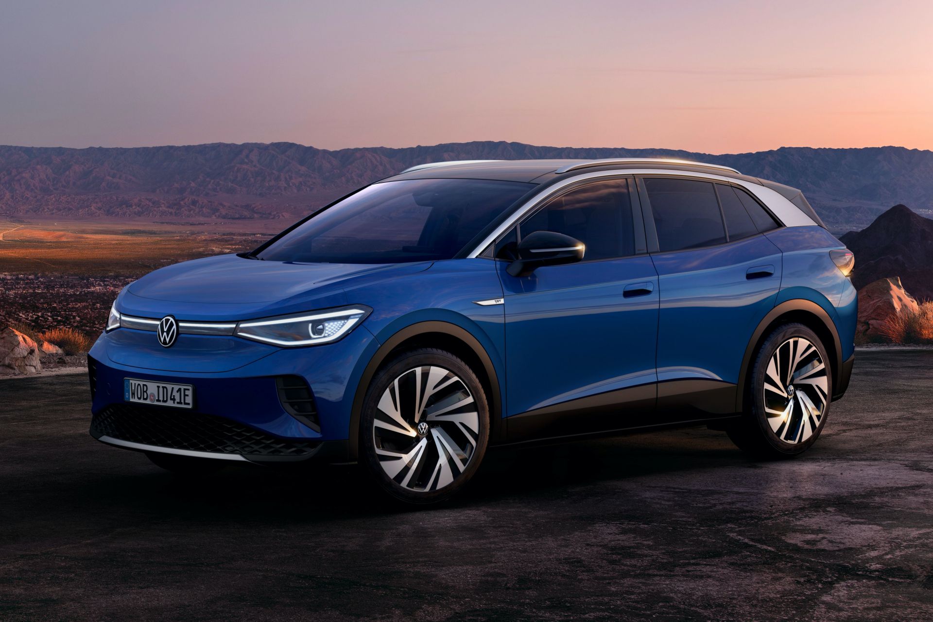 2021 VW ID.4 EV Offers 250 Mile-Range, 201HP RWD Powertrain For $39,995