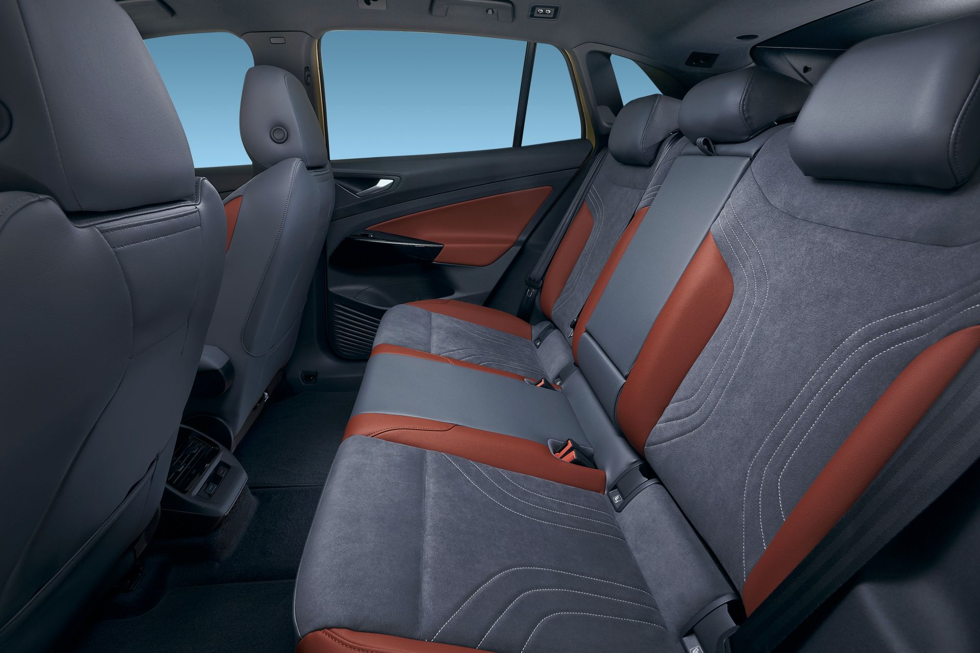 2021 VW ID.4 EV Offers 250 Mile-Range, 201HP RWD Powertrain For $39,995