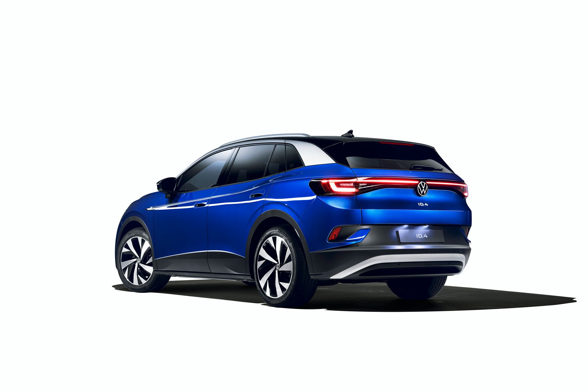 2021 VW ID.4 EV Offers 250 Mile-Range, 201HP RWD Powertrain For $39,995