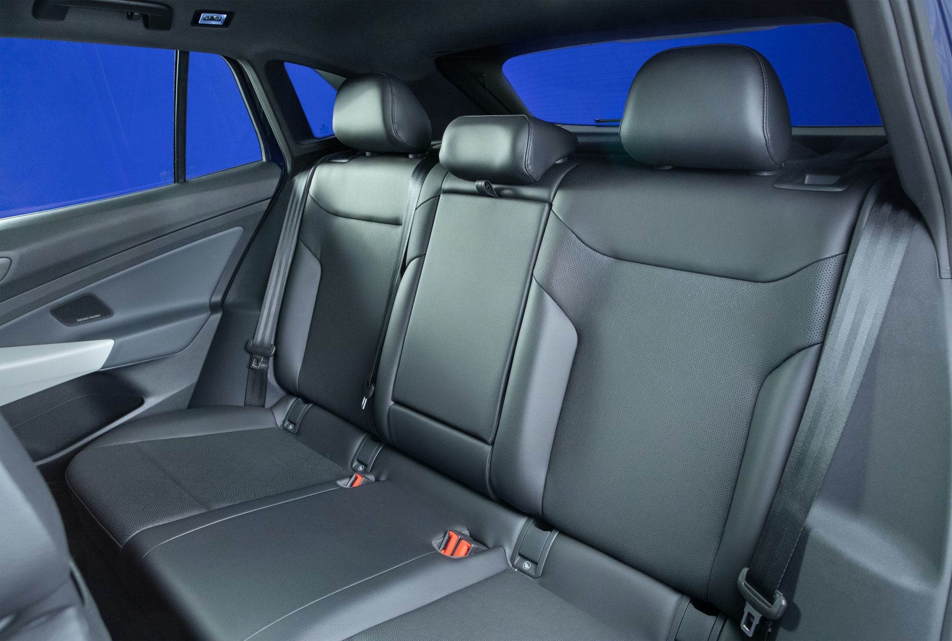 2021 VW ID.4 EV Offers 250 Mile-Range, 201HP RWD Powertrain For $39,995