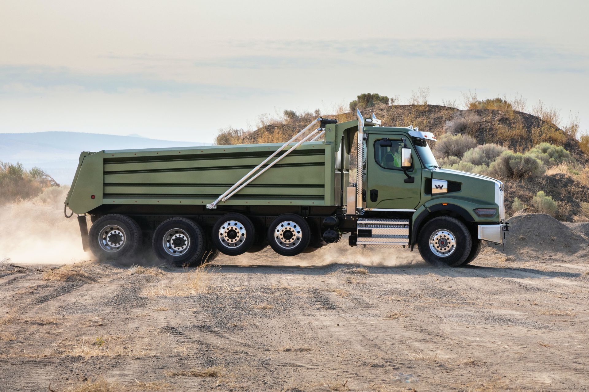 America’s All-New Western Star 49X Vocational Truck Is Here To Get Any Job Done