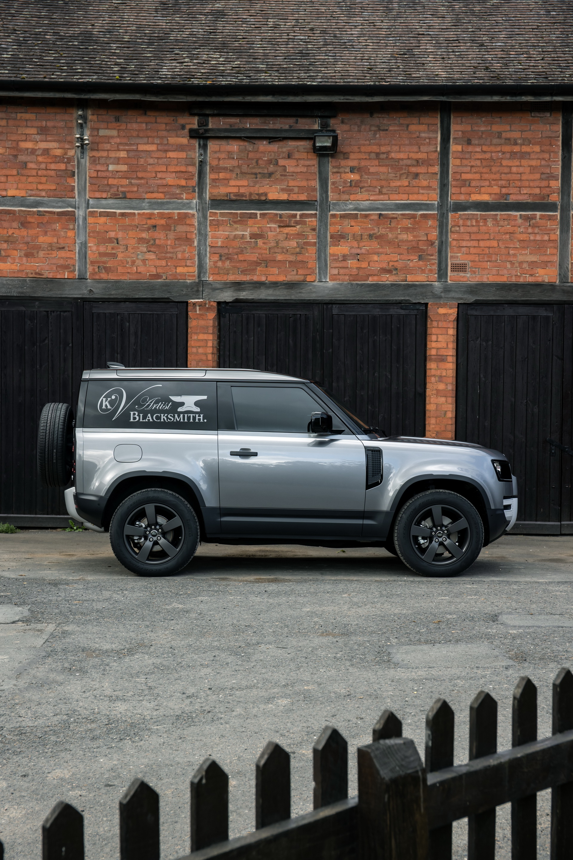 2021 Land Rover Defender Hard Top Is A Posh 4×4 LCV