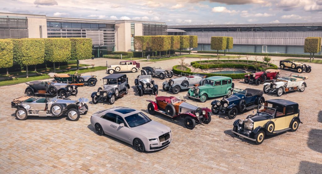 All-New 2021 Rolls-Royce Ghost Meets 20 Pre-1936 Forebears