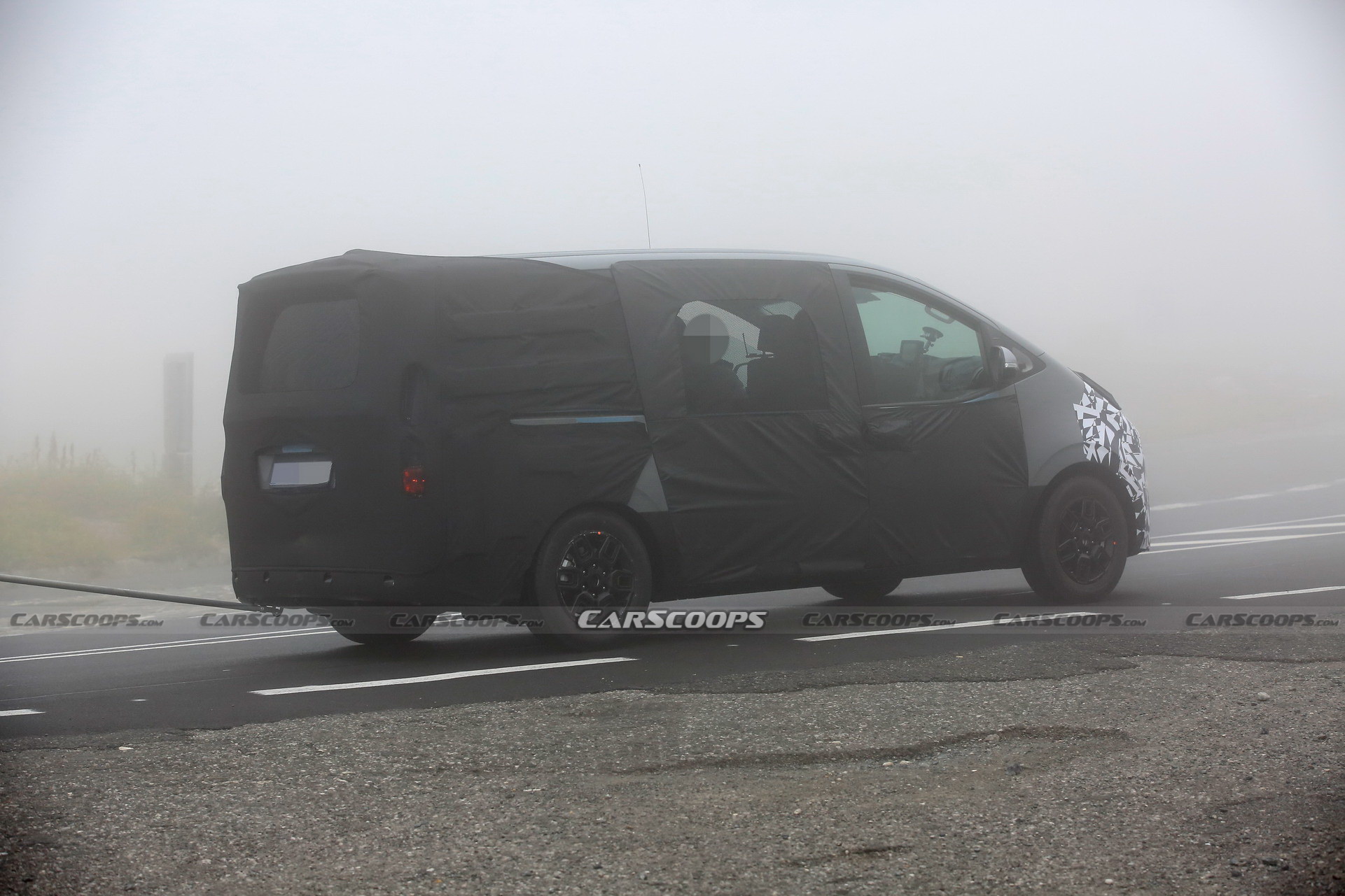 Hyundai’s Redesigned 2022 H1 (Starex / iMax) Spotted, Could Debut Next Year