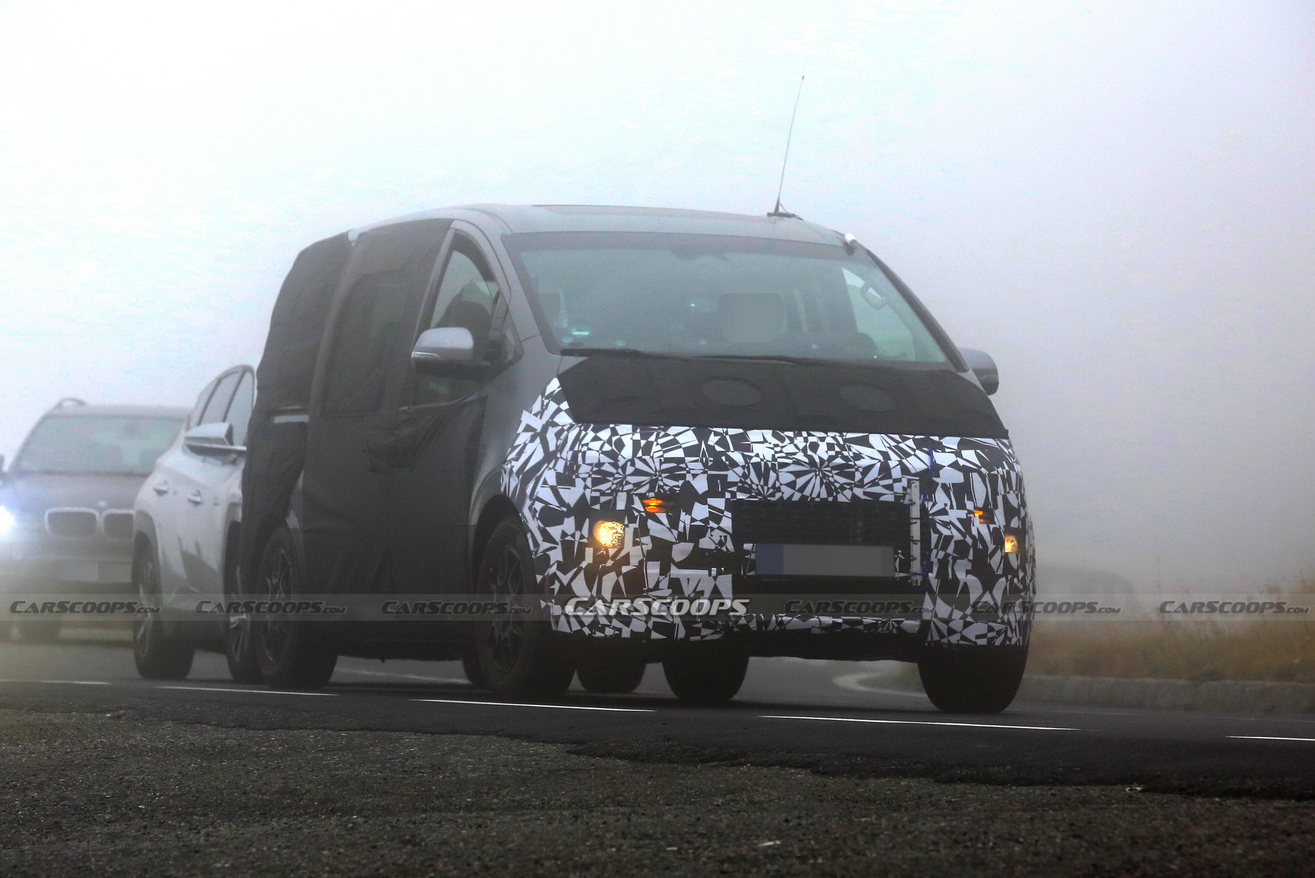 Hyundai’s Redesigned 2022 H1 (Starex / iMax) Spotted, Could Debut Next Year