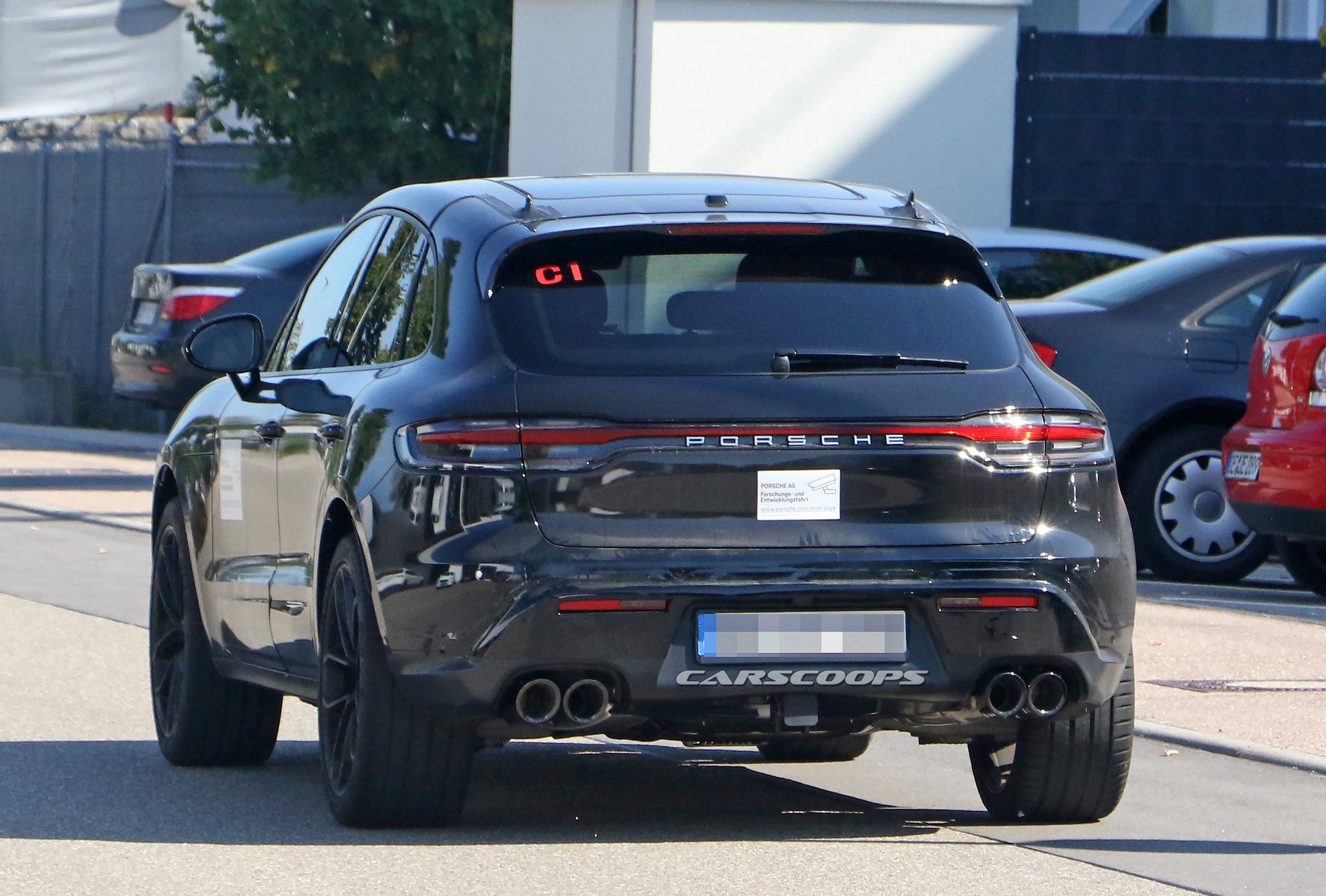 Facelifted Porsche Macan Spied Inside And Out, Will Be Sold Alongside The Upcoming Electric Version