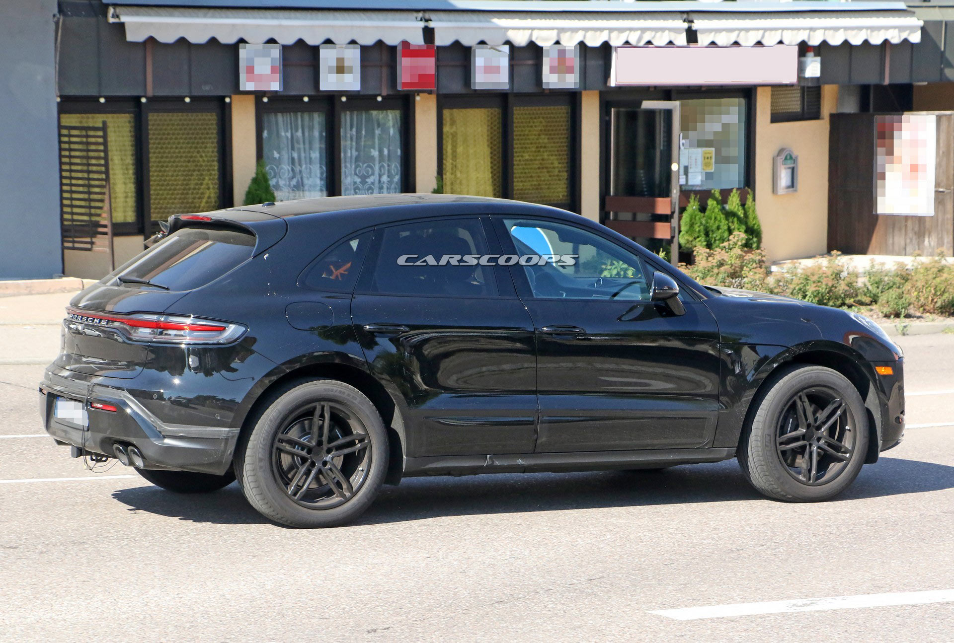 Facelifted Porsche Macan Spied Inside And Out, Will Be Sold Alongside The Upcoming Electric Version