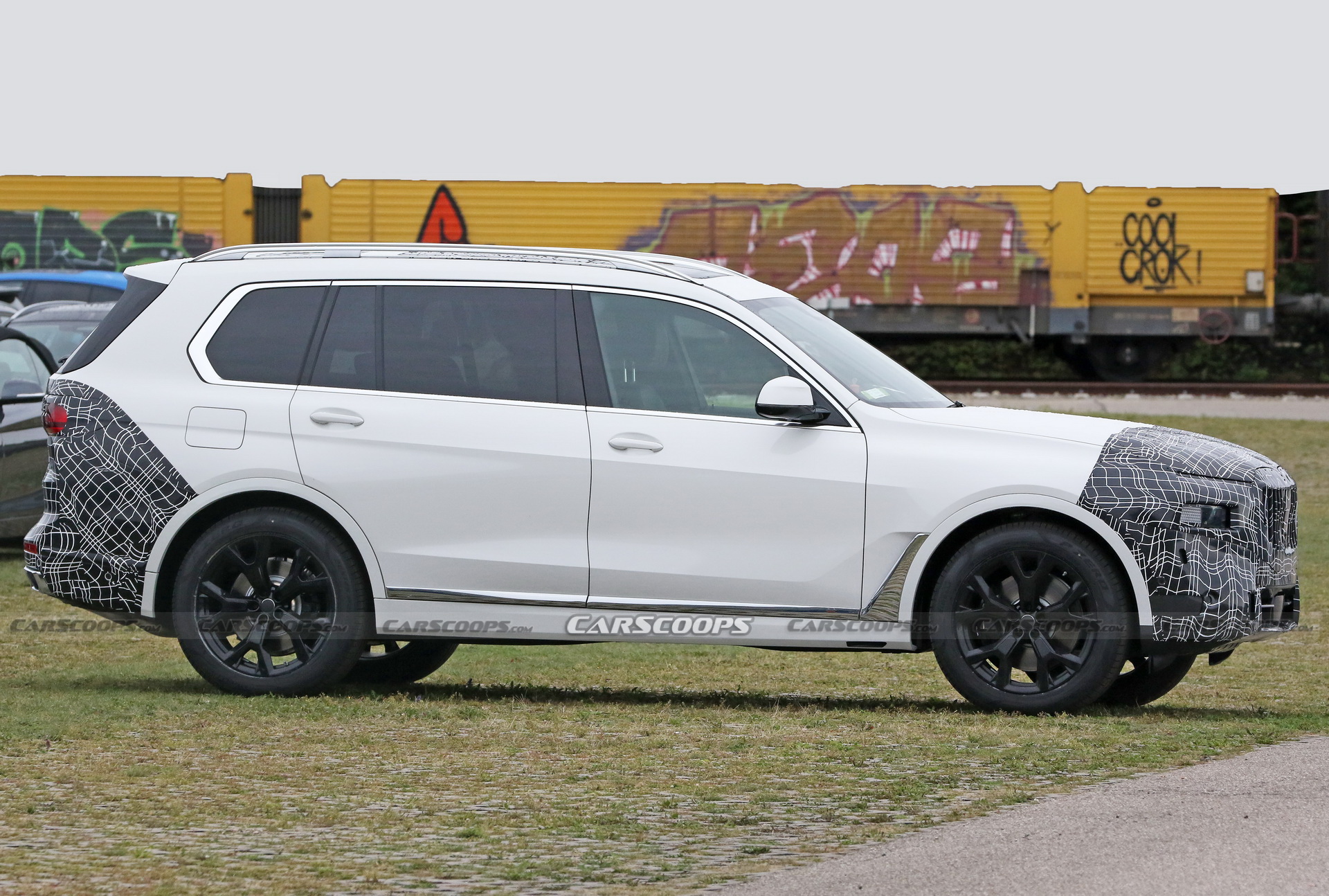 BMW Appears To Have Started Work On The Facelifted X7