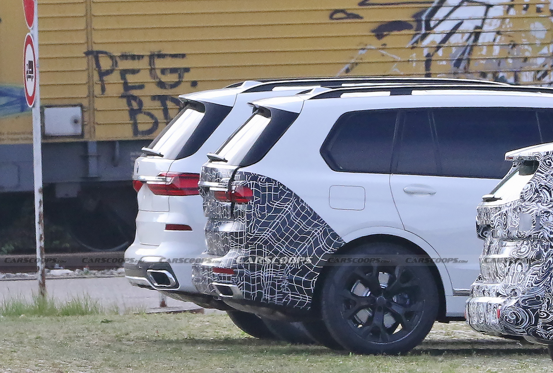 BMW Appears To Have Started Work On The Facelifted X7