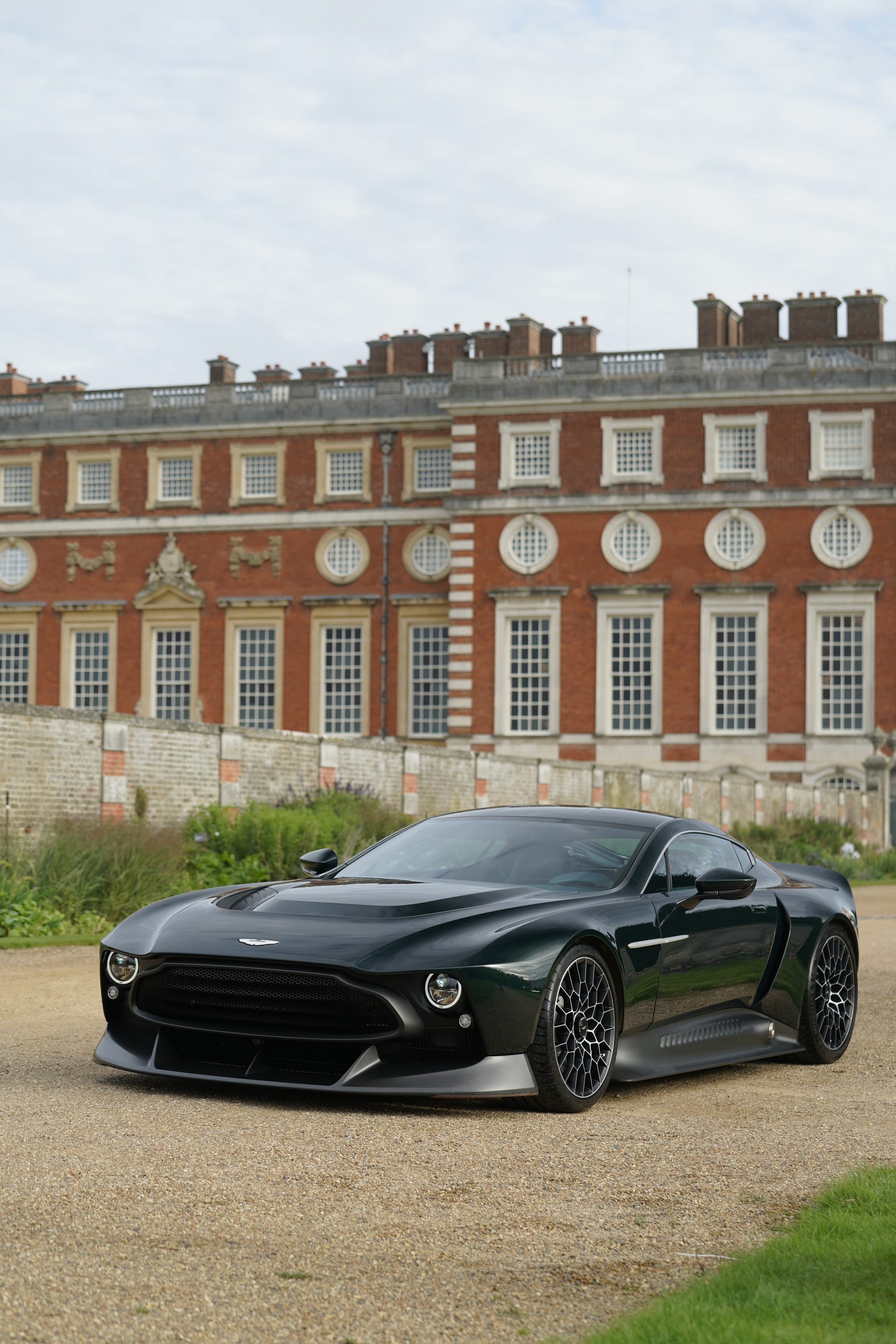 New Aston Martin Victor By Q Is A Wild One-Off Manual V12 Supercar Inspired By The 70/80’s Vantage