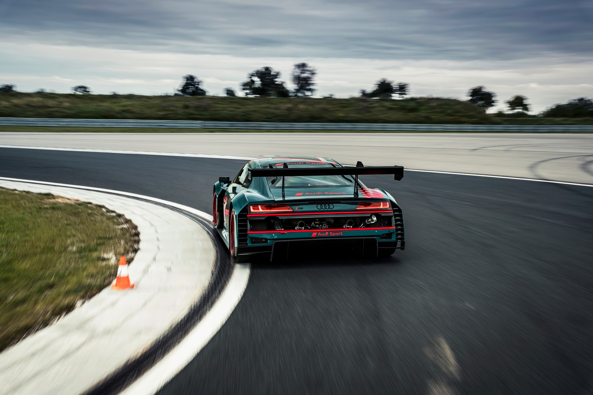 Audi R8 Green Hell Edition Pays Tribute To The R8 LMS’ Success On The ‘Ring