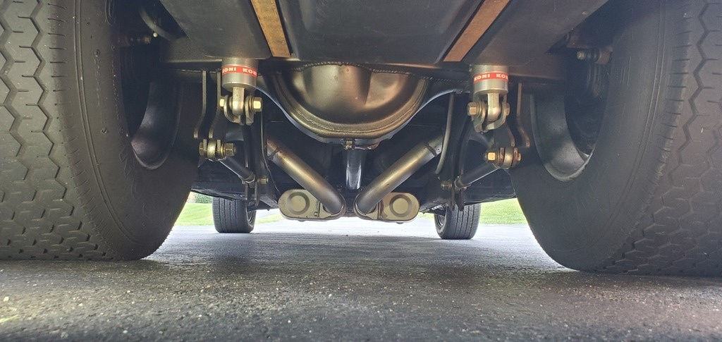 Someone Dropped A 350 Cubic-Inch V8 Into This E30 BMW 3-Series