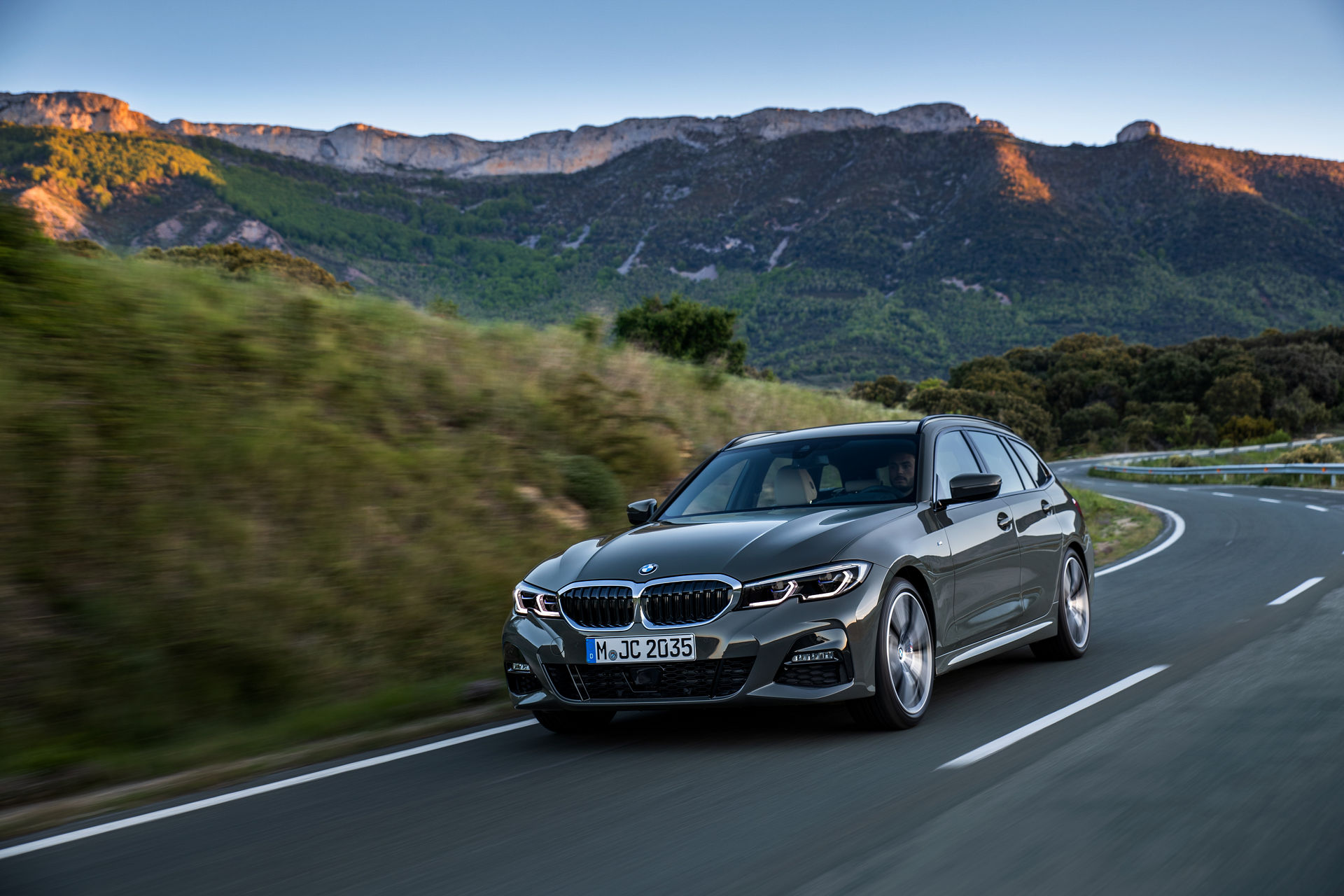 BMW Announces European Range Updates Including New Engine Options