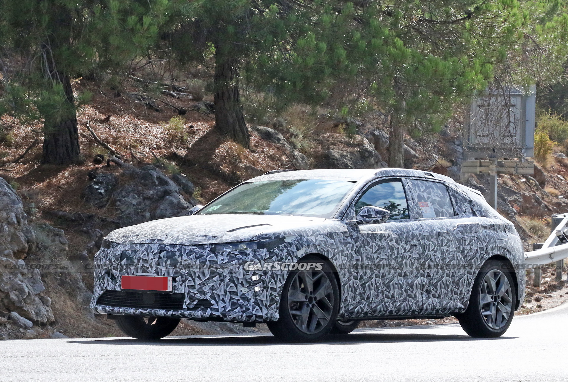 New DS 4 To Chase After BMW 1-Series And Mercedes A-Class