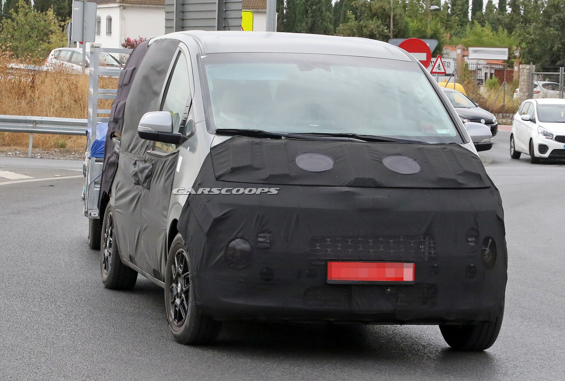 Hyundai’s Redesigned 2022 H1 (Starex / iMax) Spotted, Could Debut Next Year