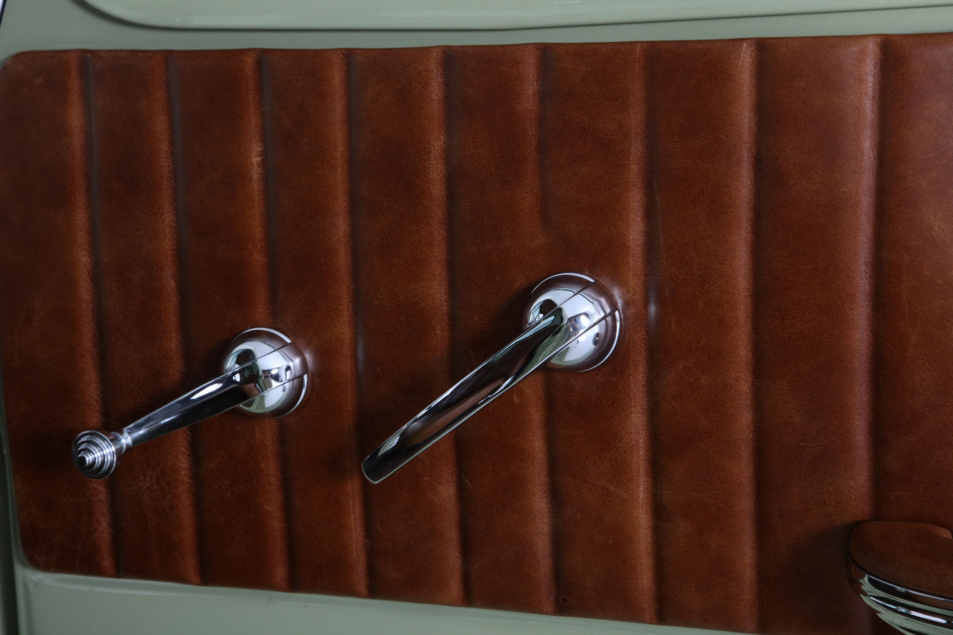 Icon Unveils 1950s Thriftmaster Old School Edition Restomod