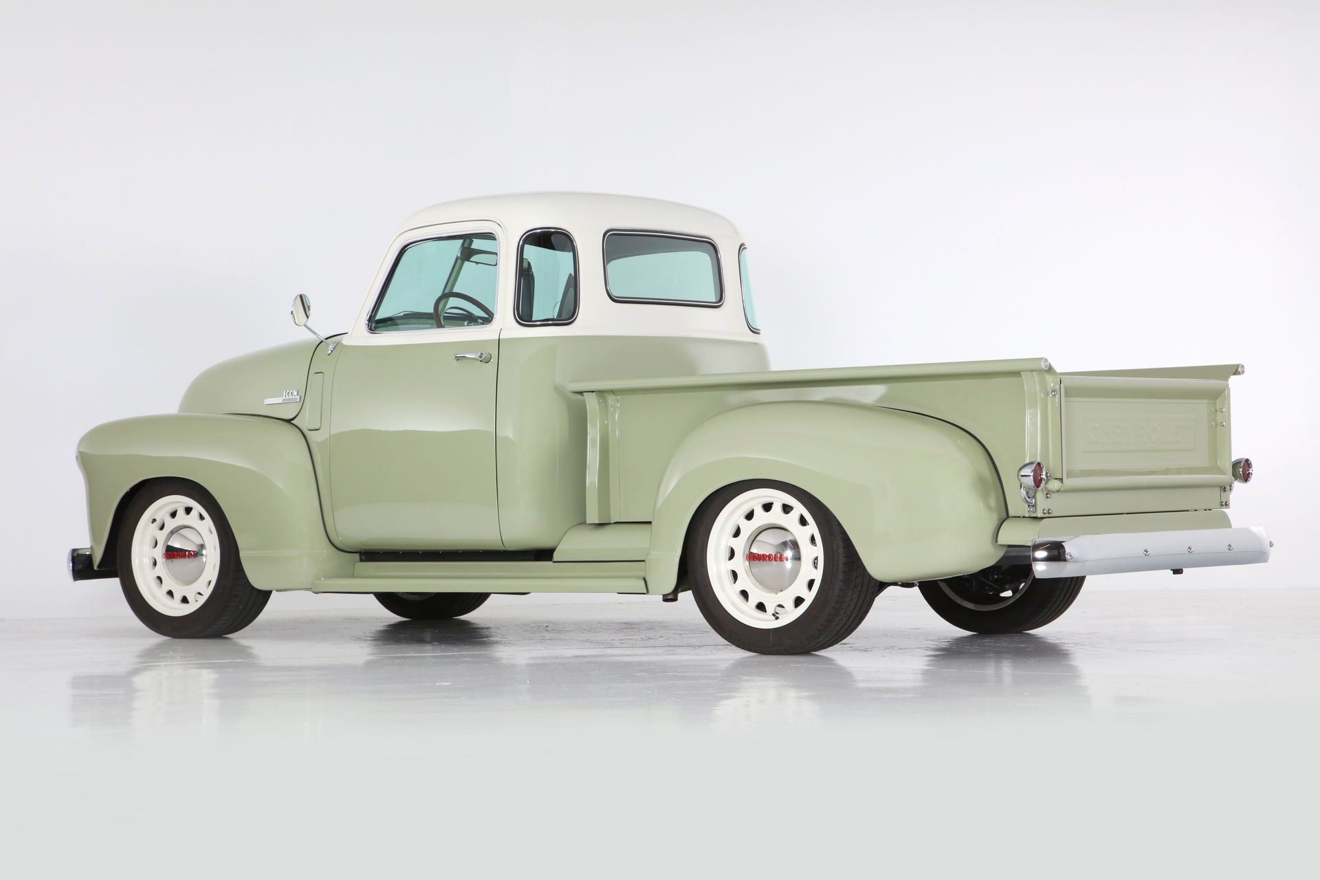 Icon Unveils 1950s Thriftmaster Old School Edition Restomod