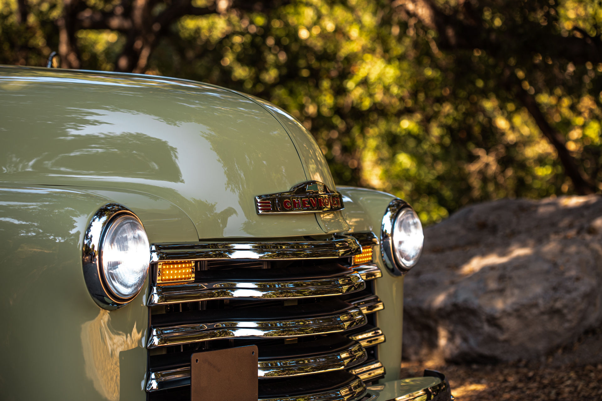 Icon Unveils 1950s Thriftmaster Old School Edition Restomod
