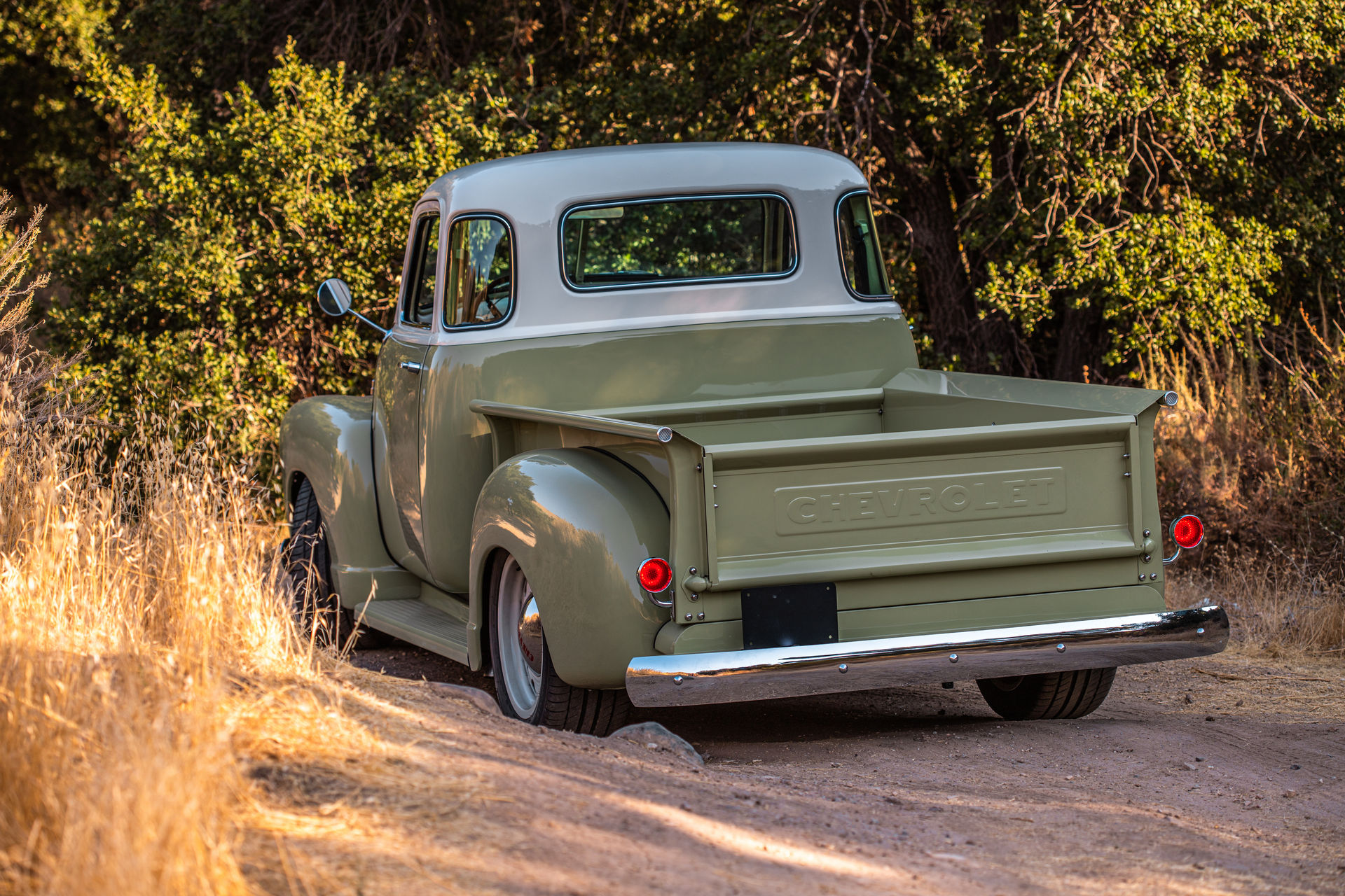 Icon Unveils 1950s Thriftmaster Old School Edition Restomod