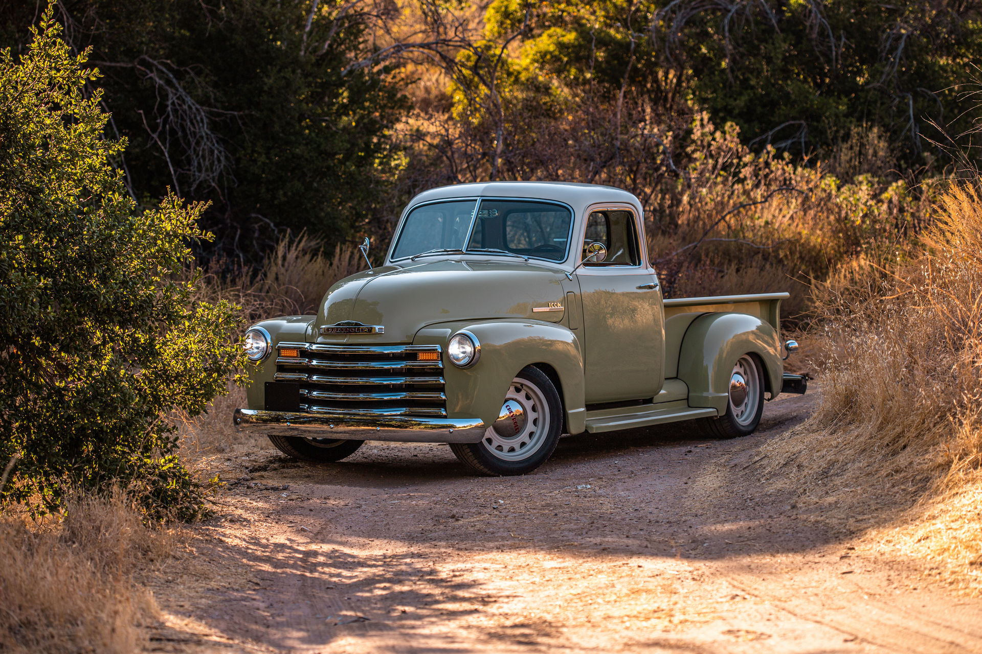 Icon Unveils 1950s Thriftmaster Old School Edition Restomod